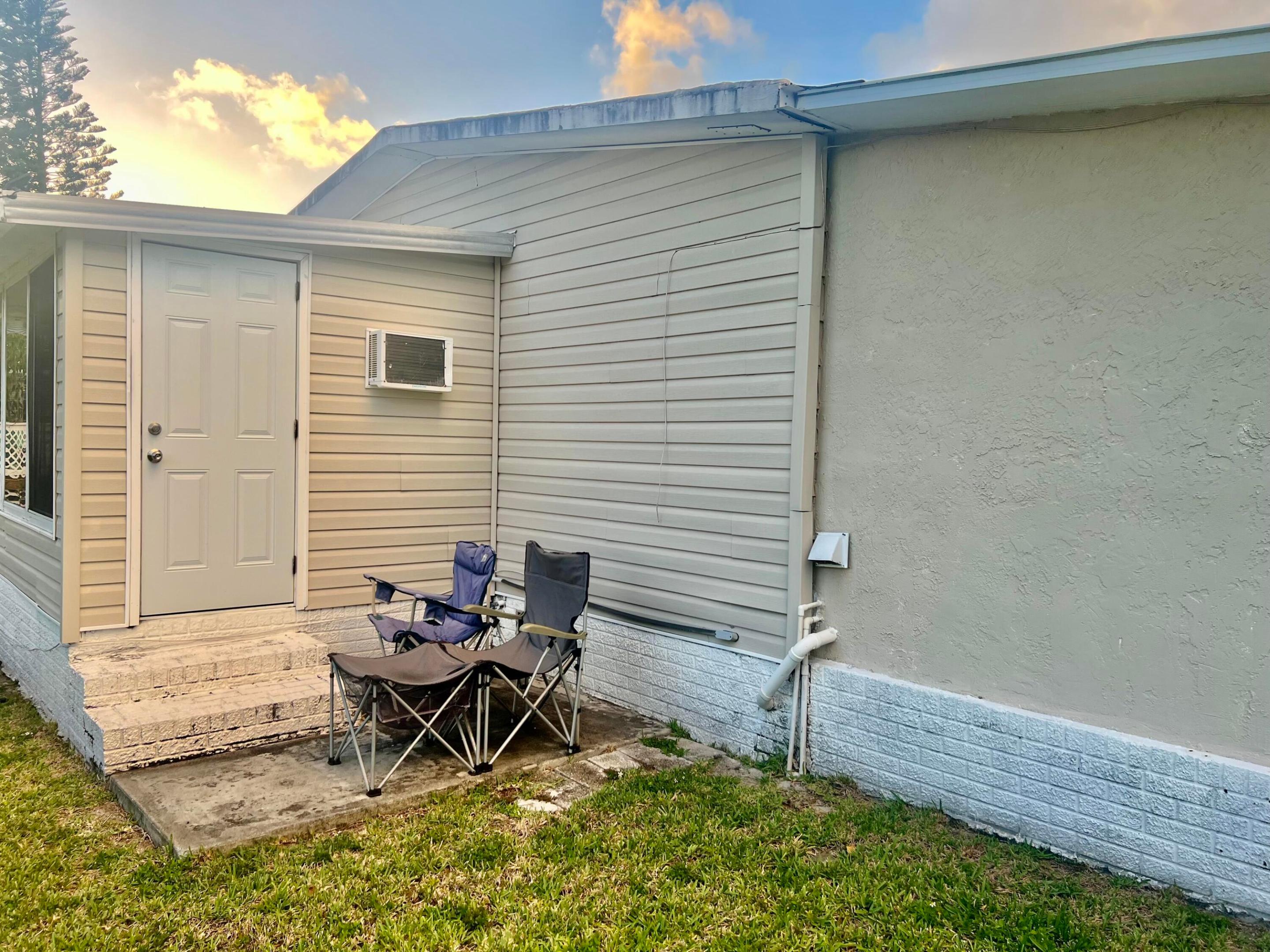 3306 Nw 67th Street Property Photo 2