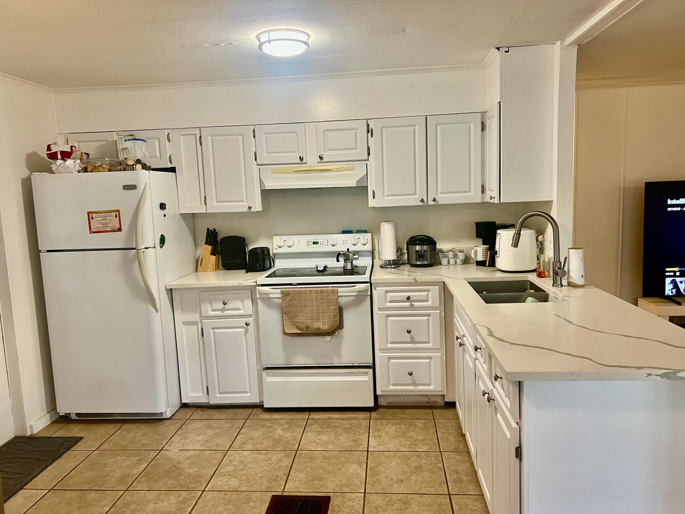 3306 Nw 67th Street Property Photo 20