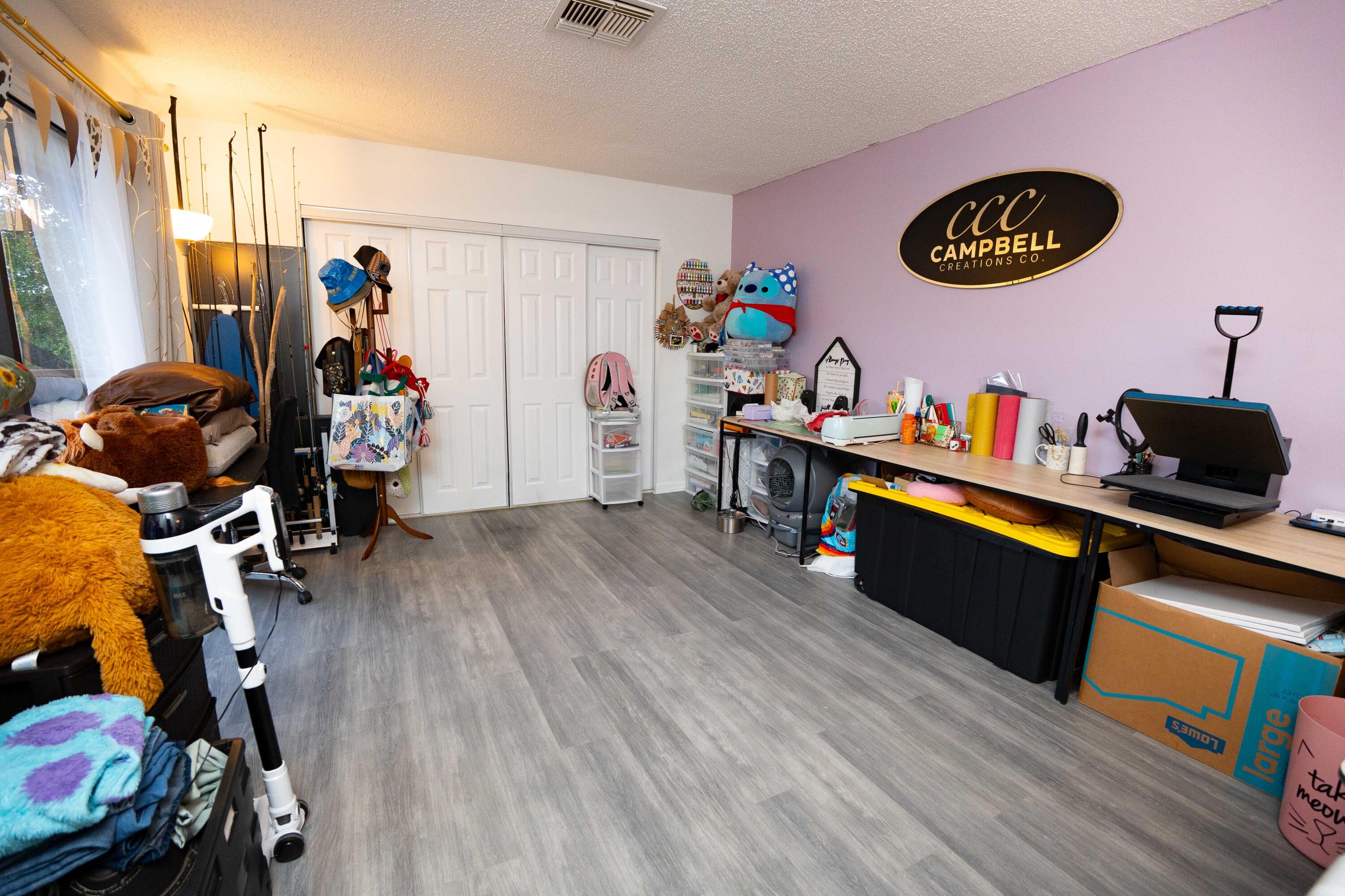 2811 Stoneway Lane B Property Photo 8