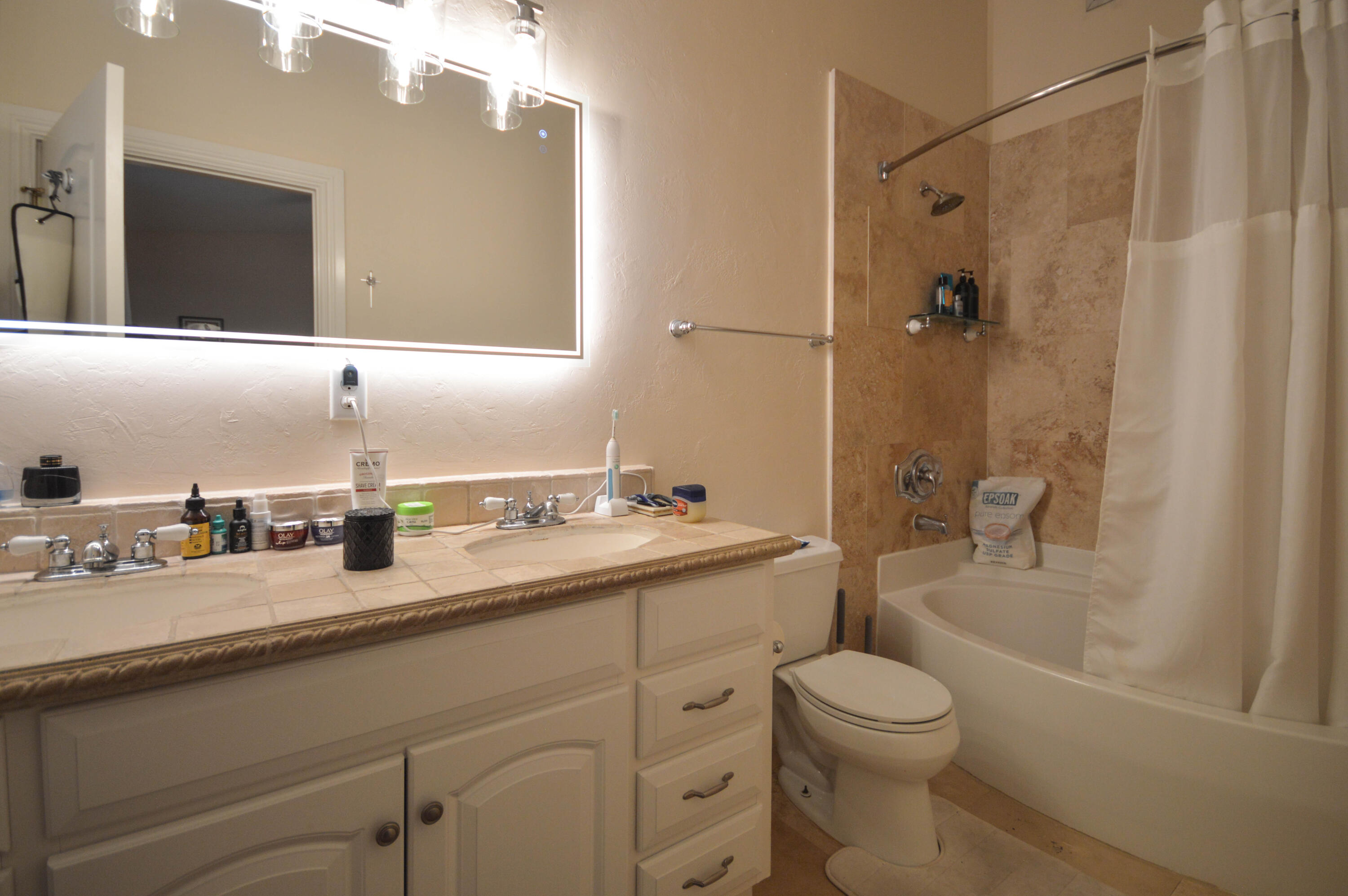 B26014221 Property Photo 8