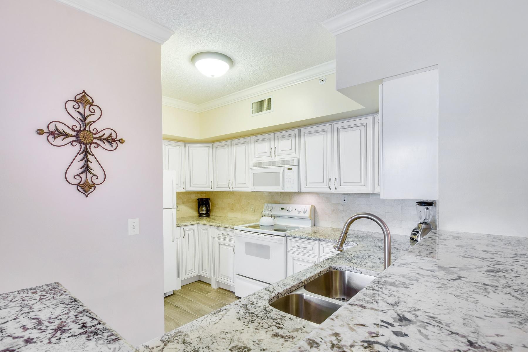 11740 St Andrews Place Property Photo 4