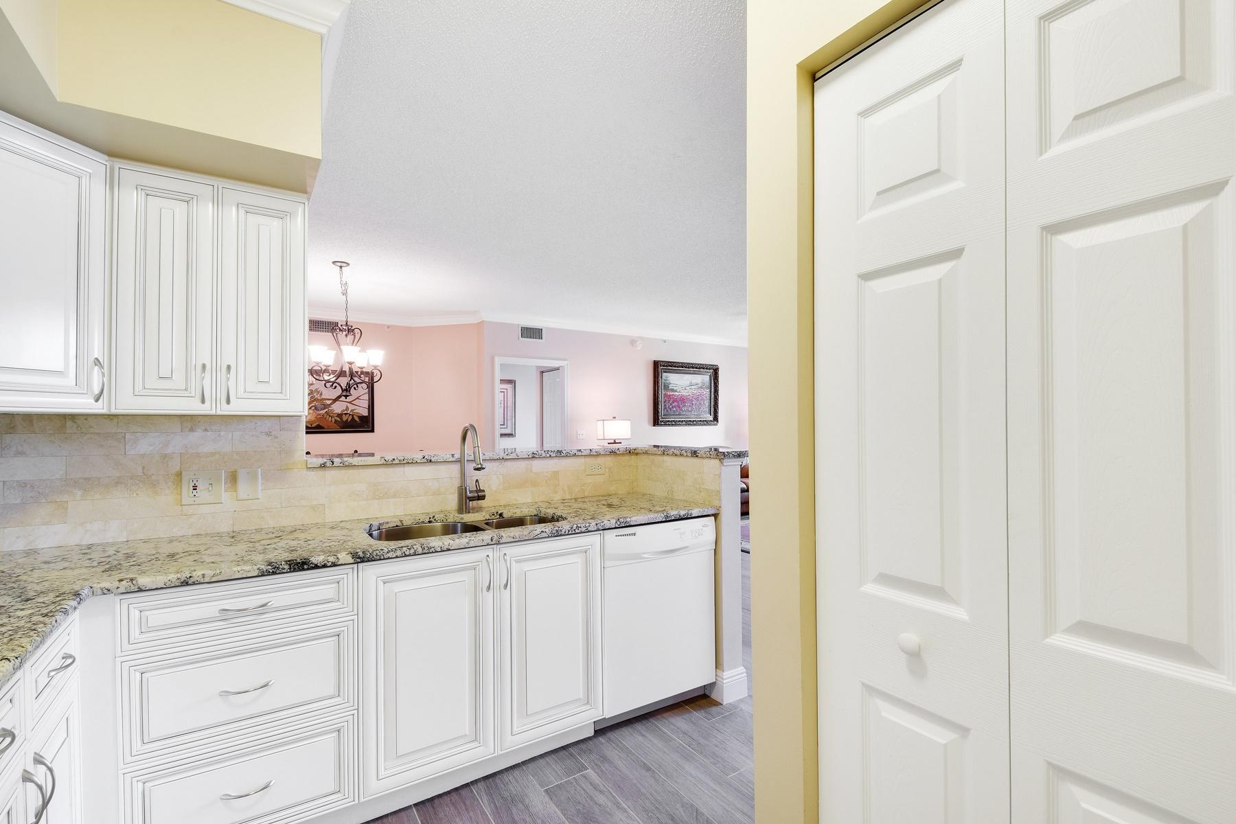 11740 St Andrews Place Property Photo 5