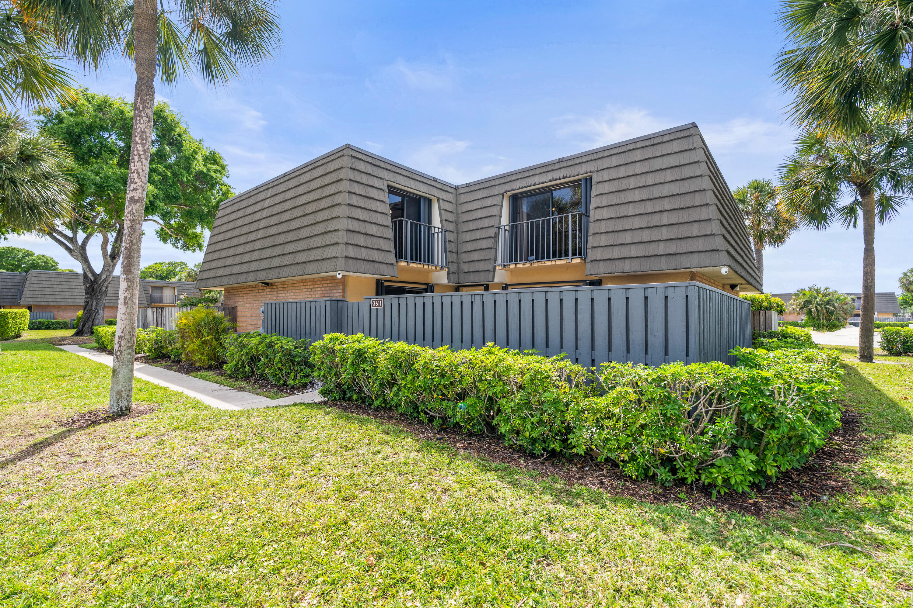 3611 36th Way Property Photo 1