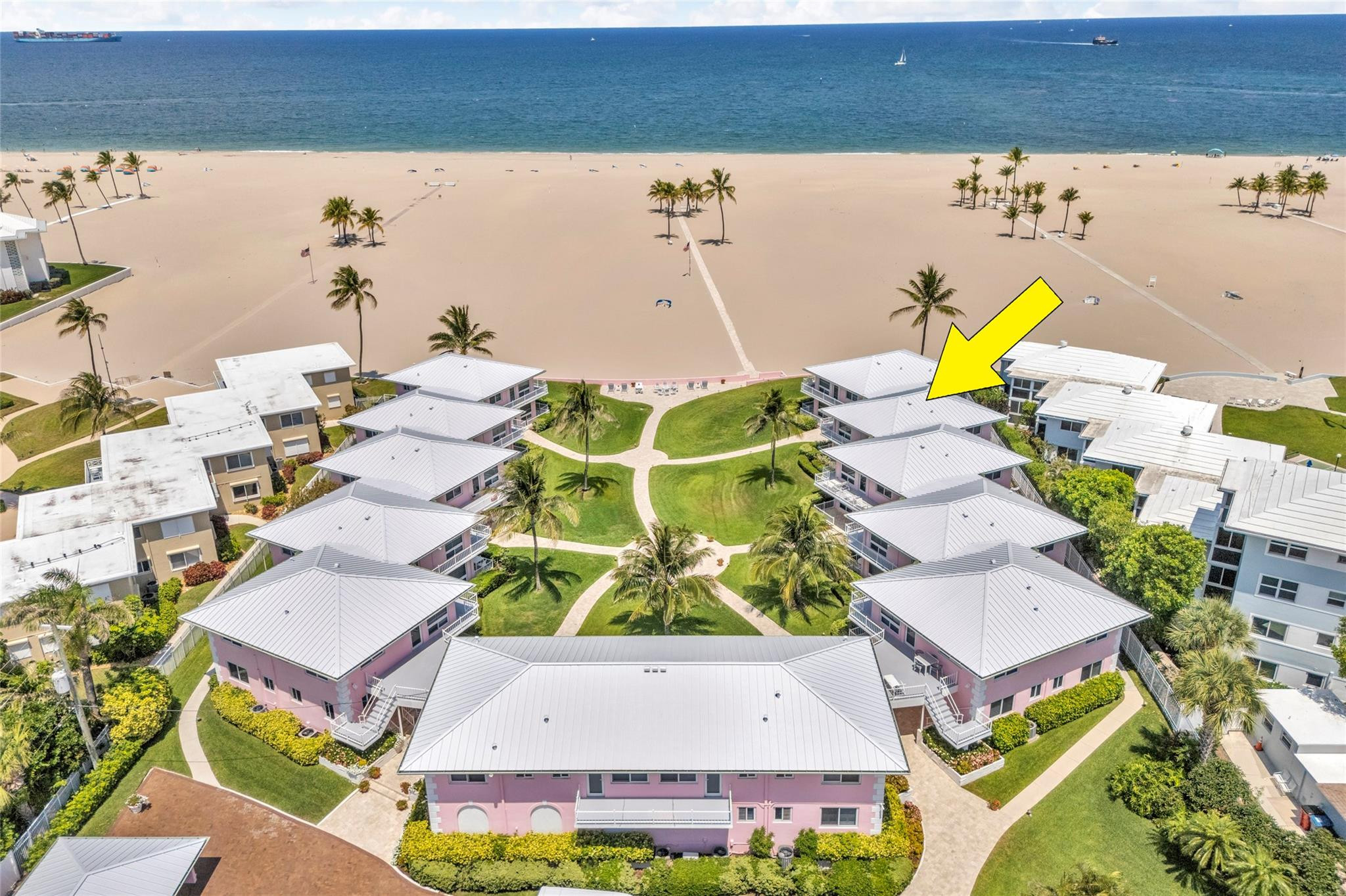 1922 S Ocean Lane 10 Property Photo 1