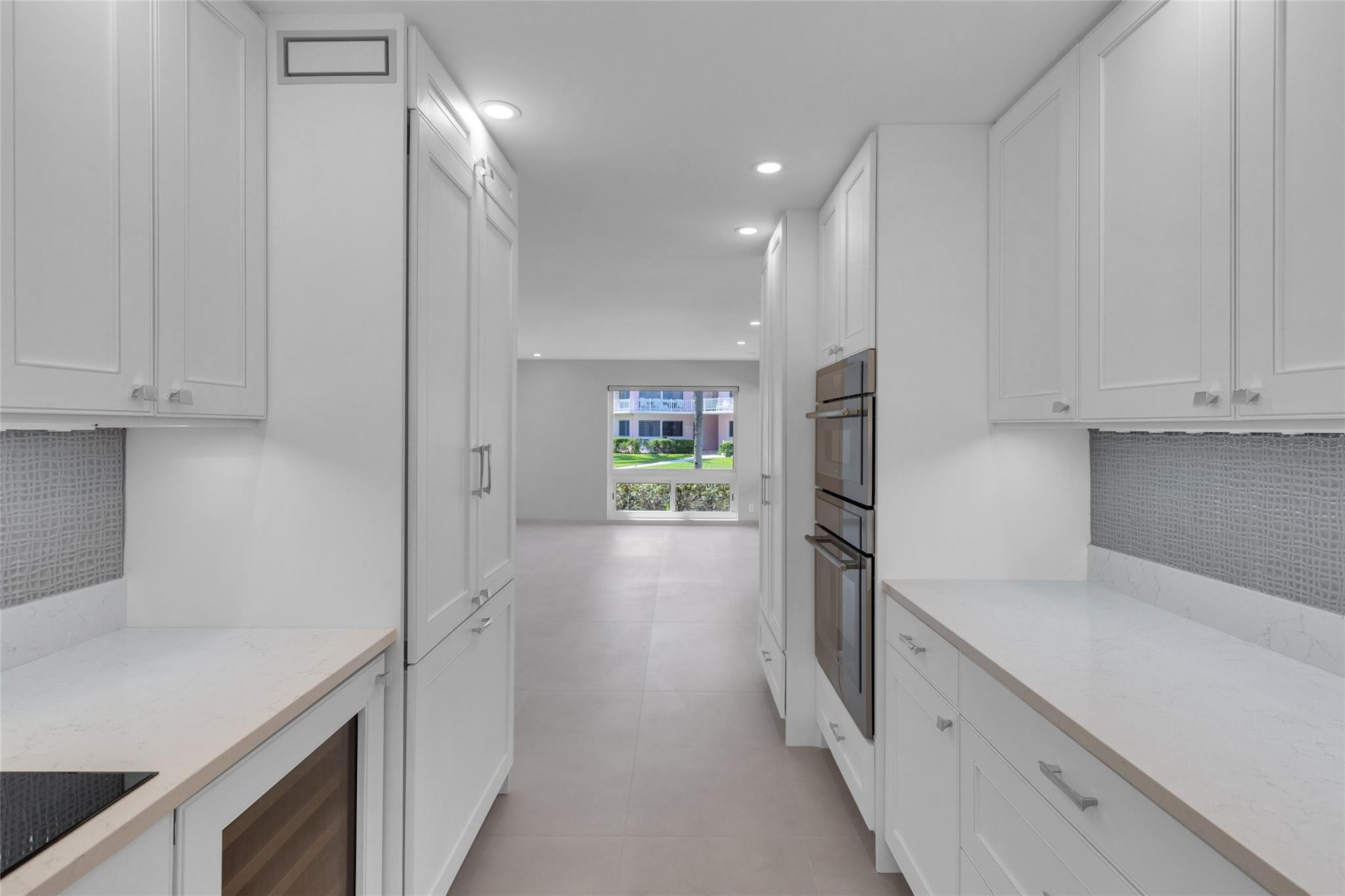 1922 S Ocean Lane 10 Property Photo 17