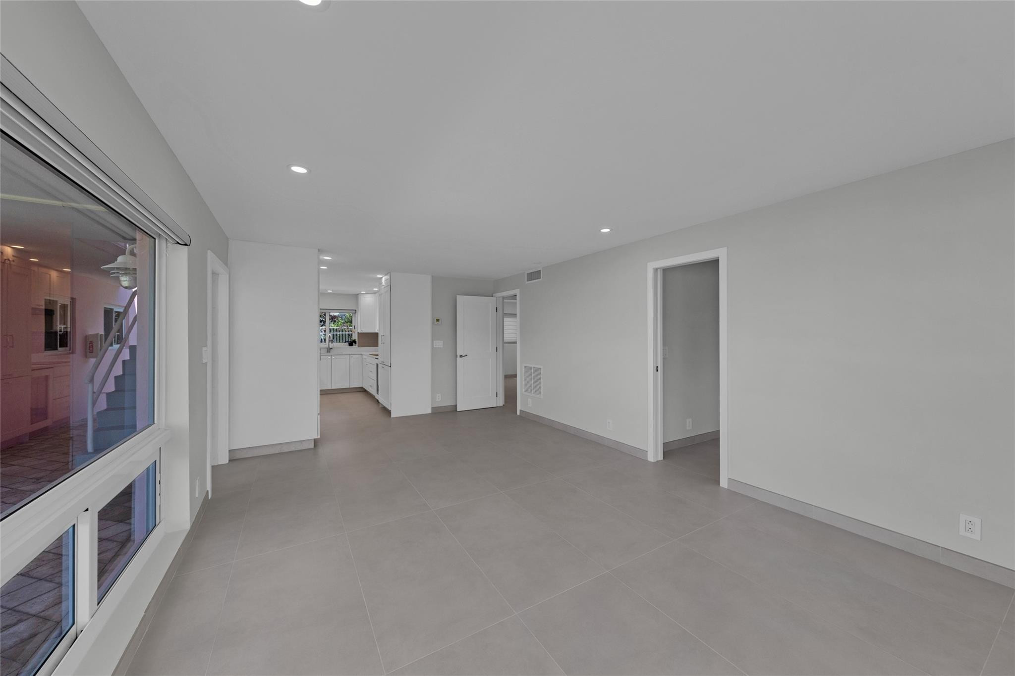 1922 S Ocean Lane 10 Property Photo 21