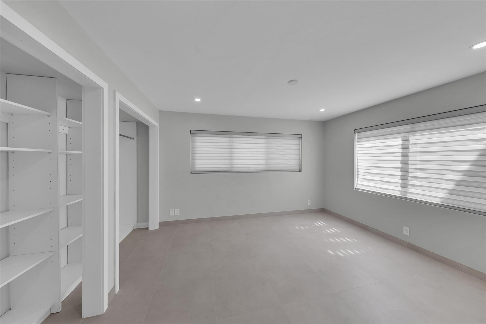 1922 S Ocean Lane 10 Property Photo 32