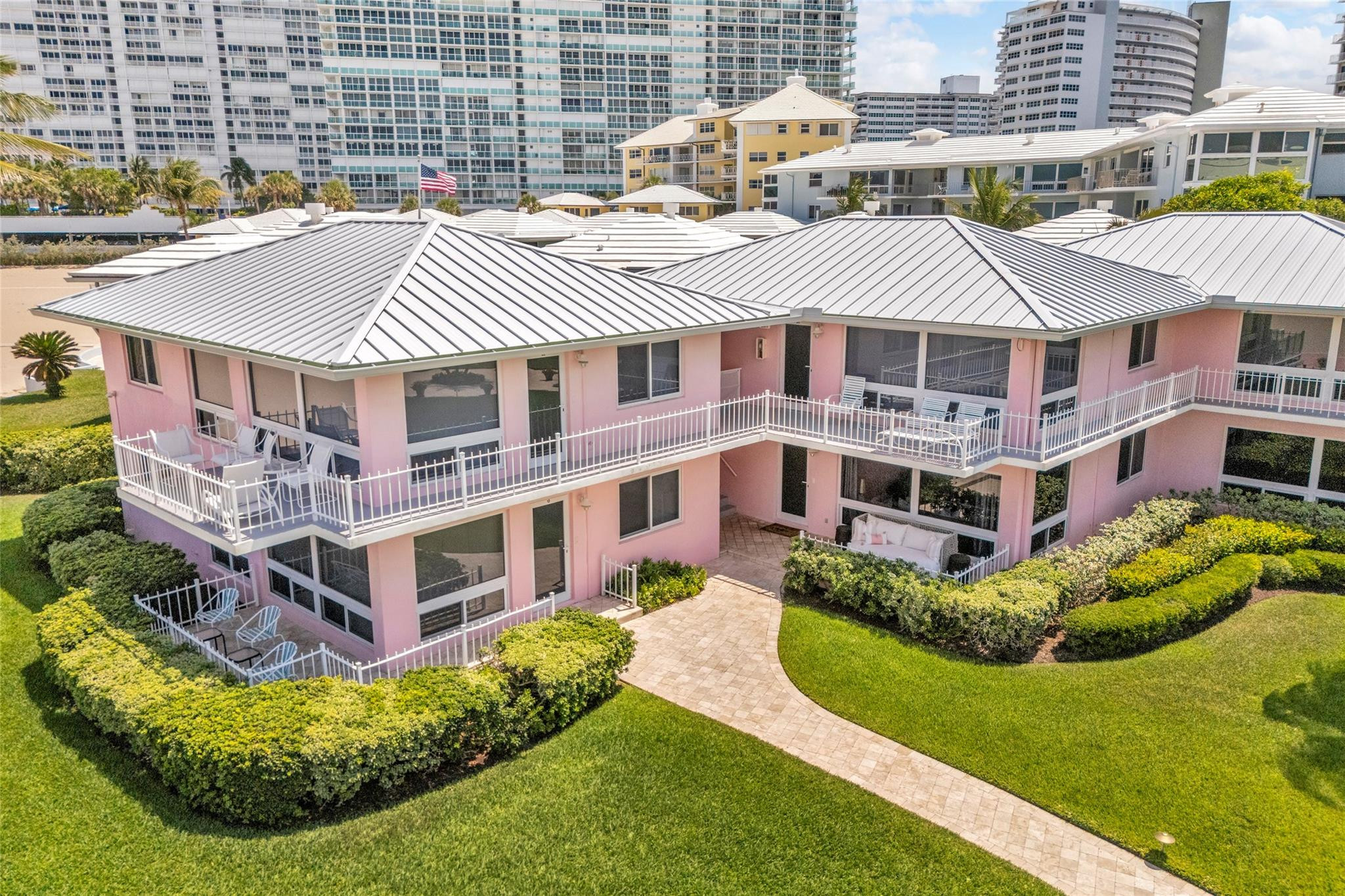 1922 S Ocean Lane 10 Property Photo 43