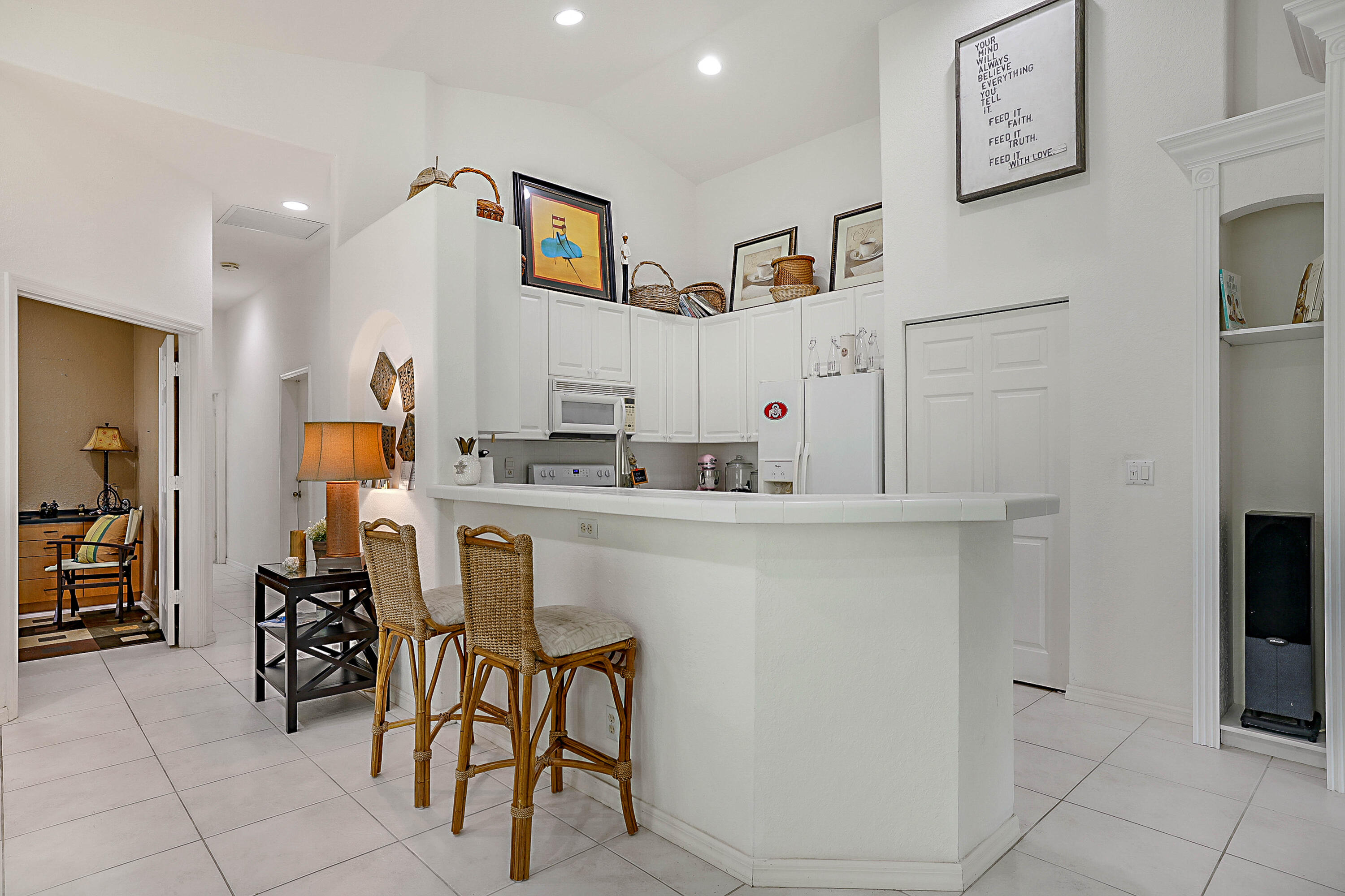 2568 Sandy Cay Property Photo 10