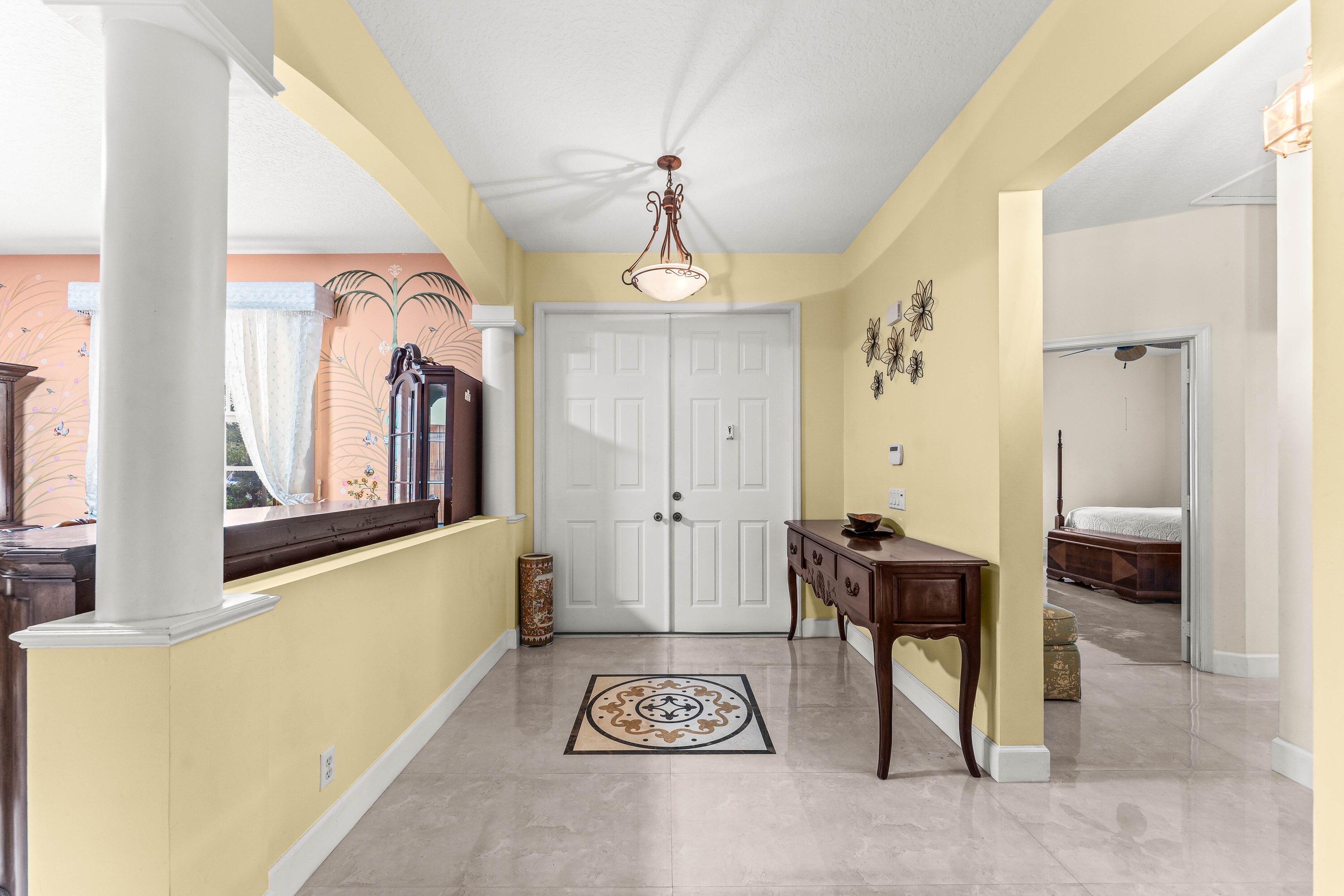 6220 Kelty Way Property Photo 7