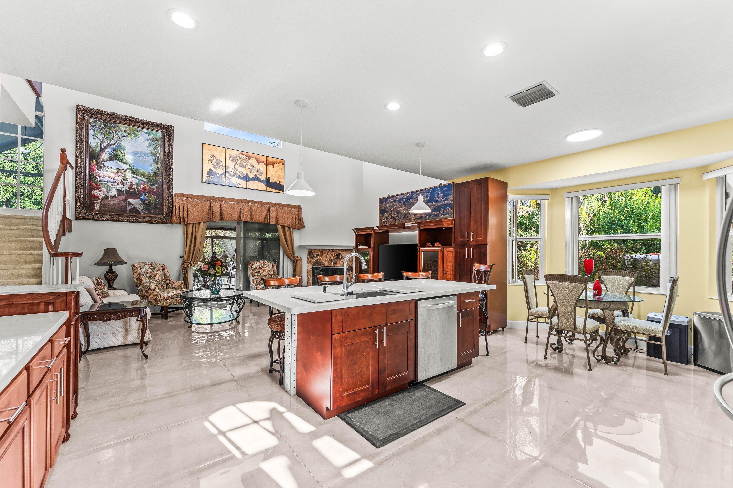 6220 Kelty Way Property Photo 19