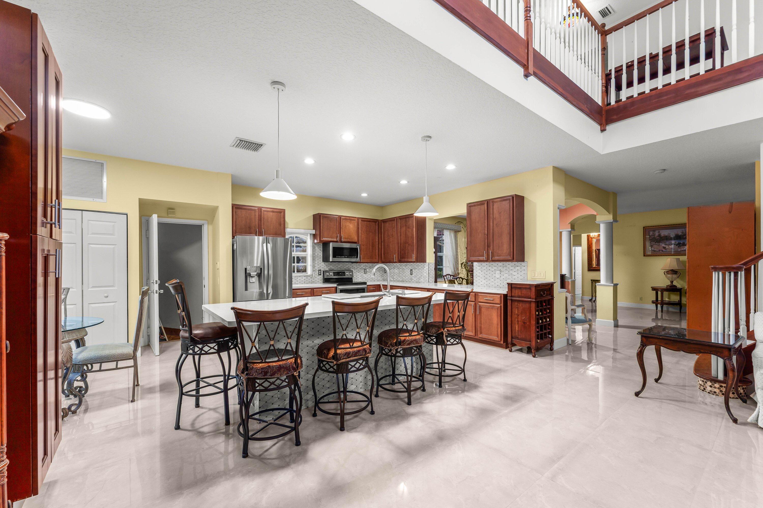 6220 Kelty Way Property Photo 21