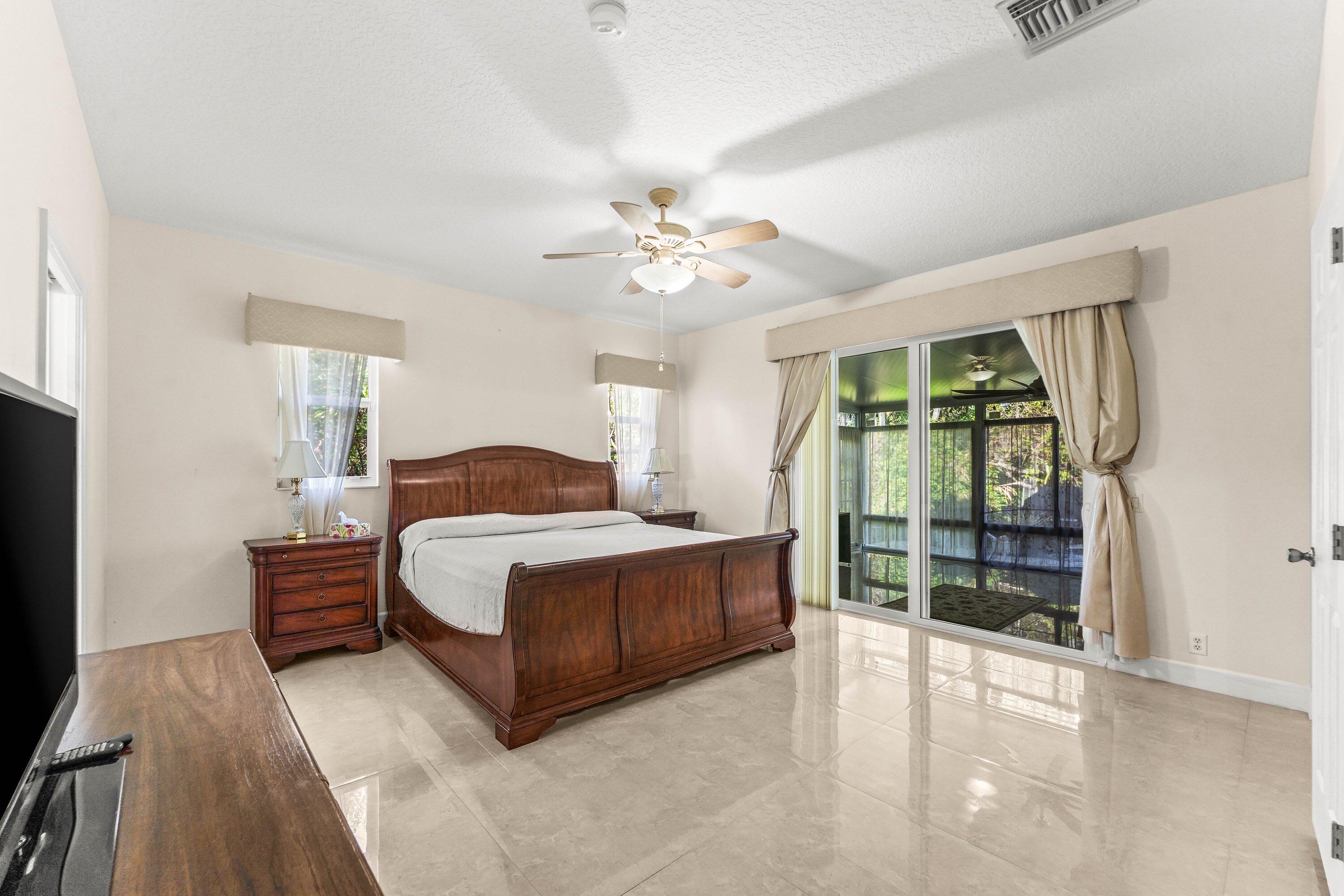 6220 Kelty Way Property Photo 31