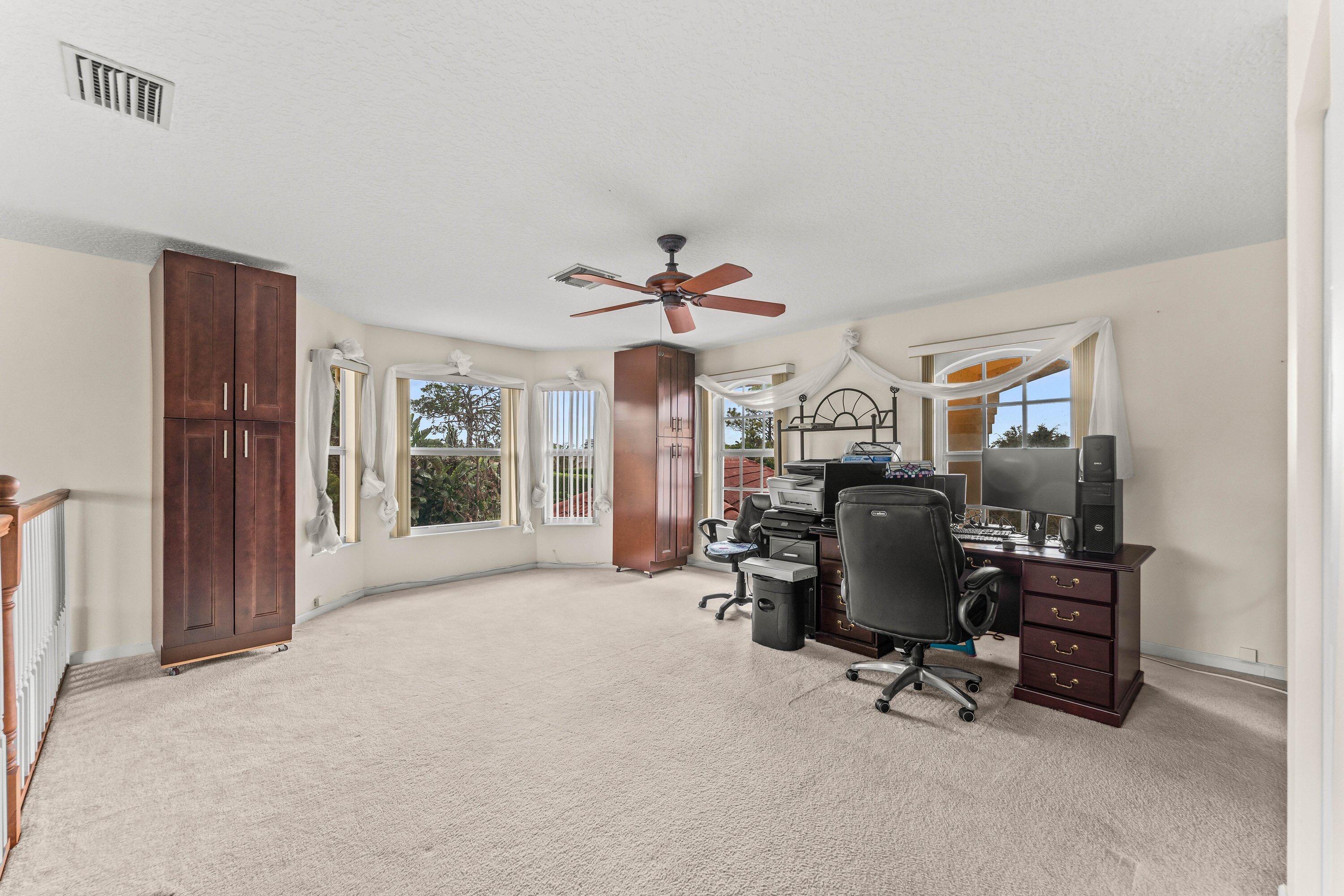 6220 Kelty Way Property Photo 33