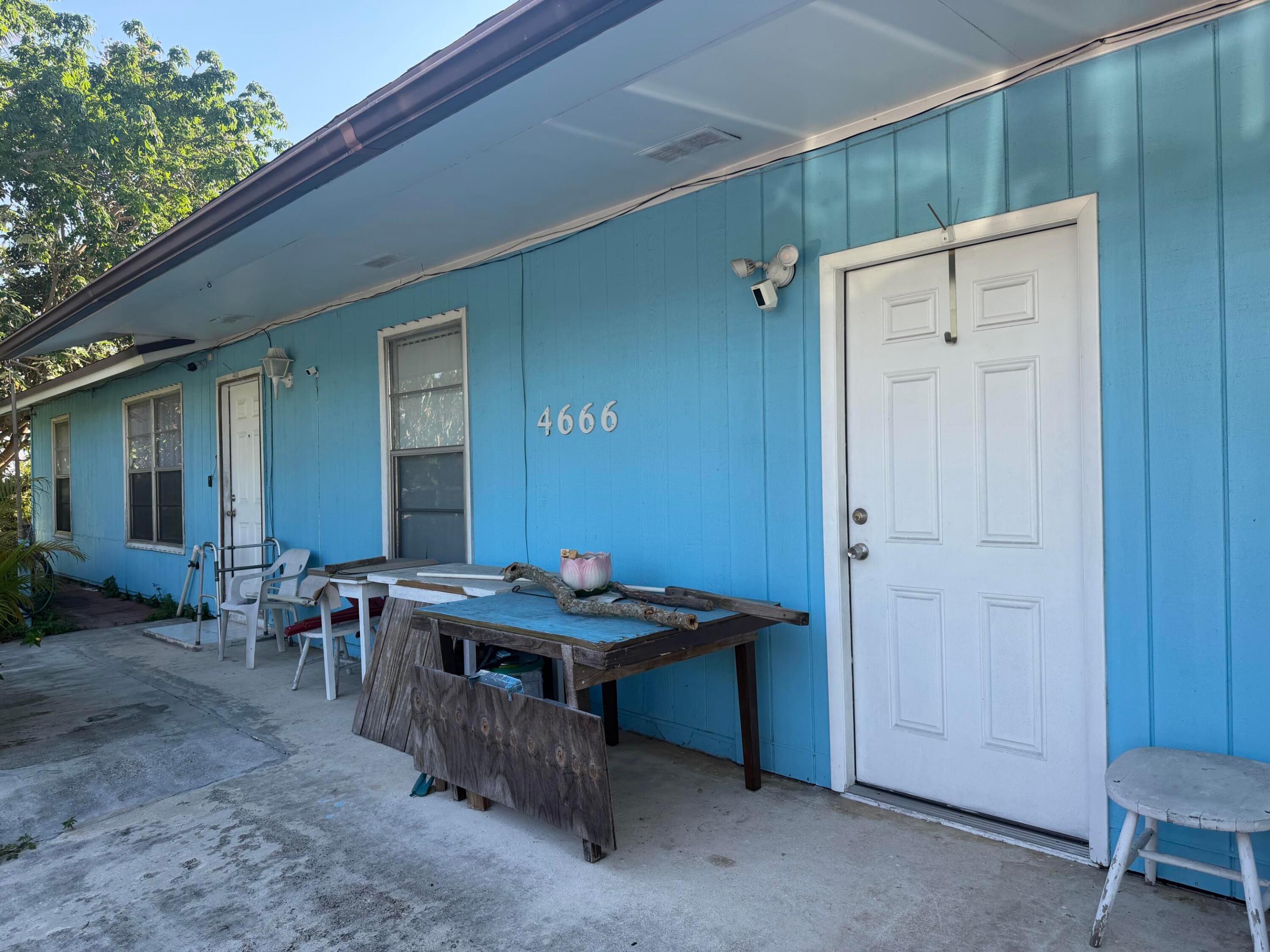 4666 E Holt Property Photo 4