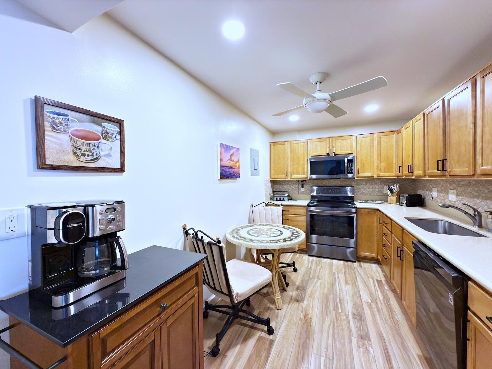 3546 S Ocean Boulevard 826 Property Photo 8