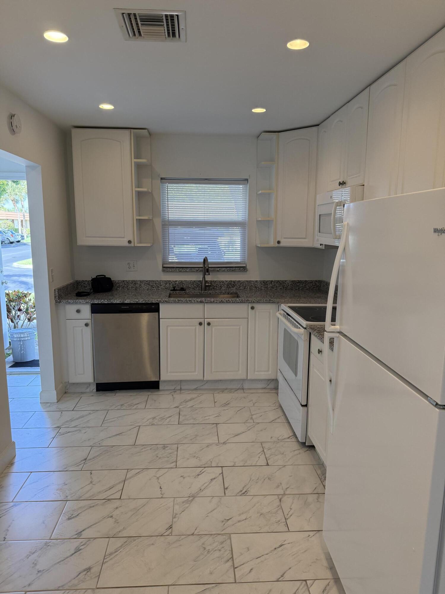5780 W Fernley Dr Drive 103 Property Photo 6