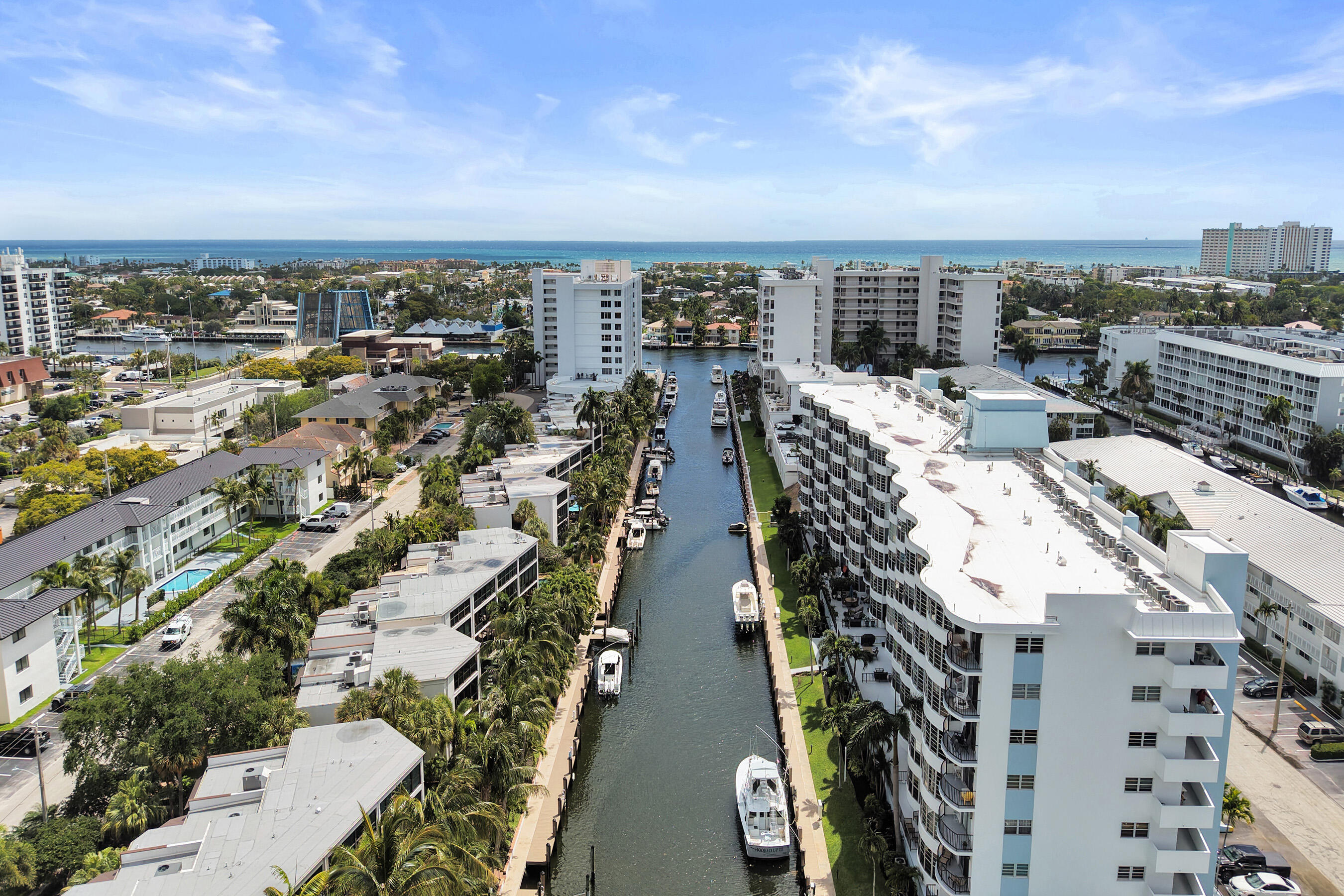3051 NE 48th Street 702