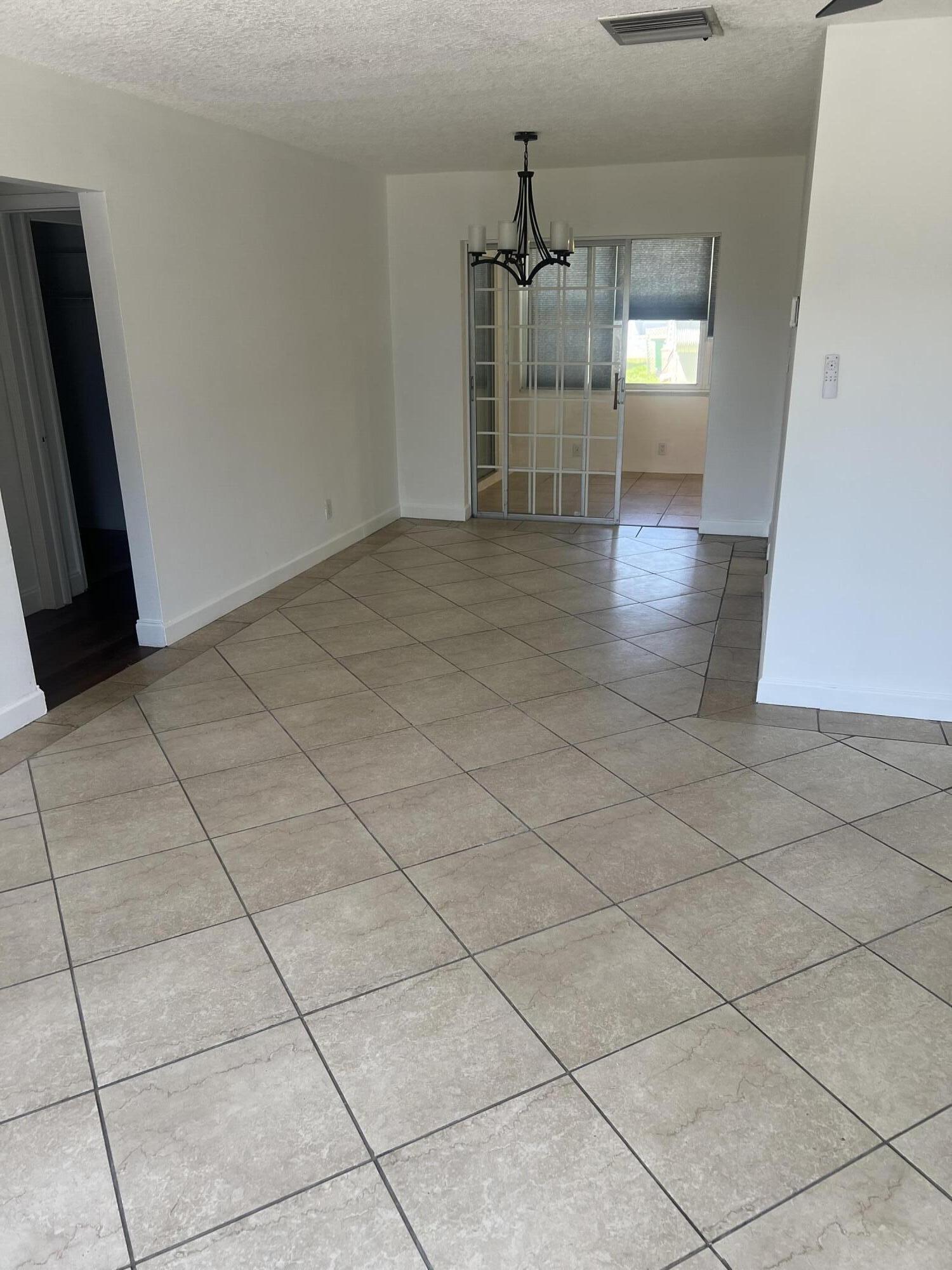 6717 Nw 59th Street Property Photo 23