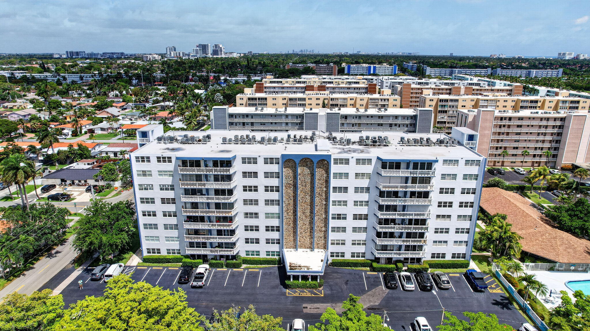 400 NE 12th Avenue 405