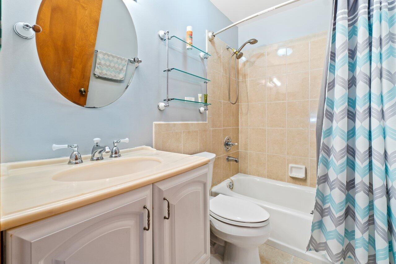 12542 Westhampton Circle Property Photo 15