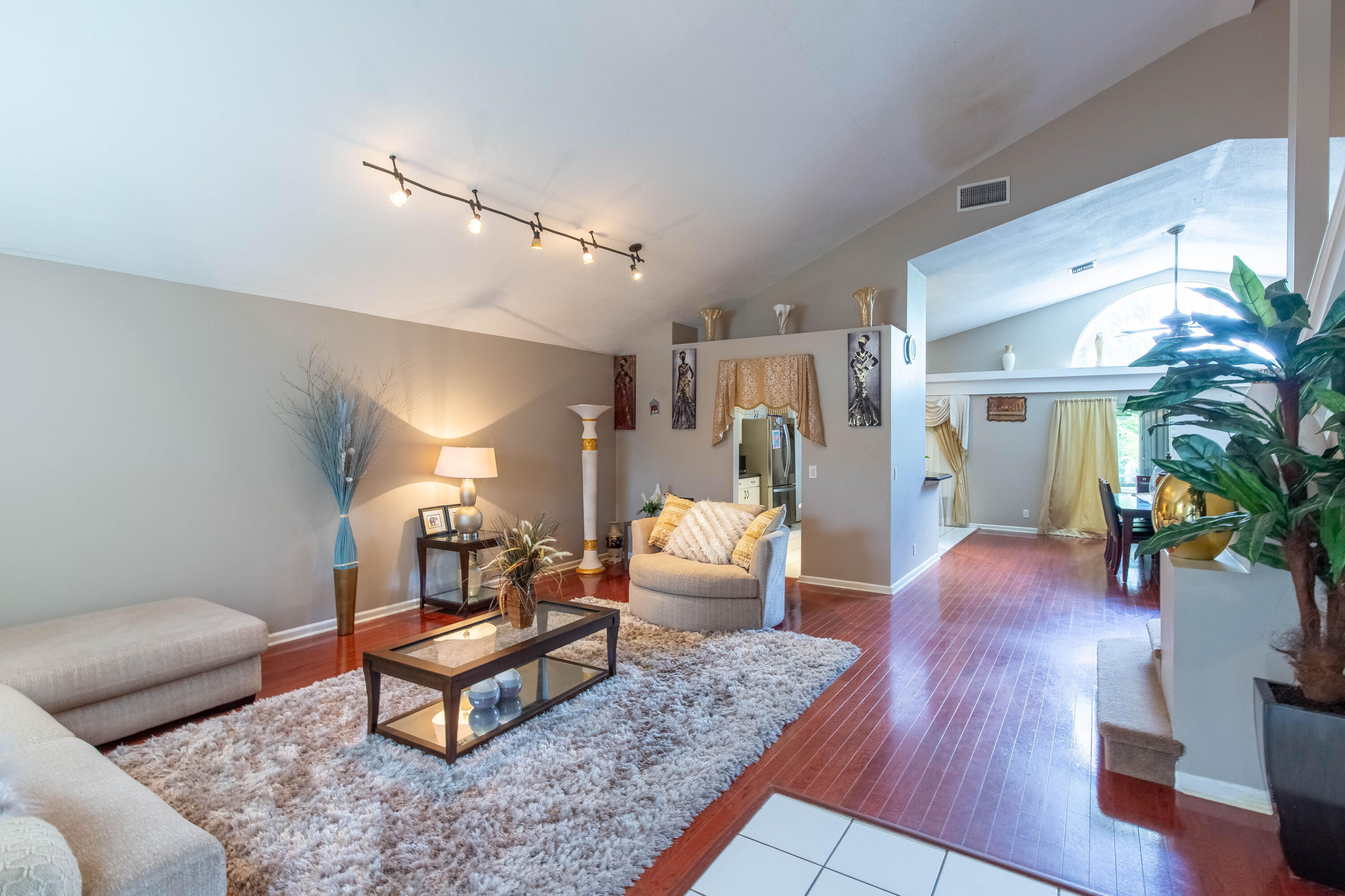 15157 Oak Chase Court Property Photo 11