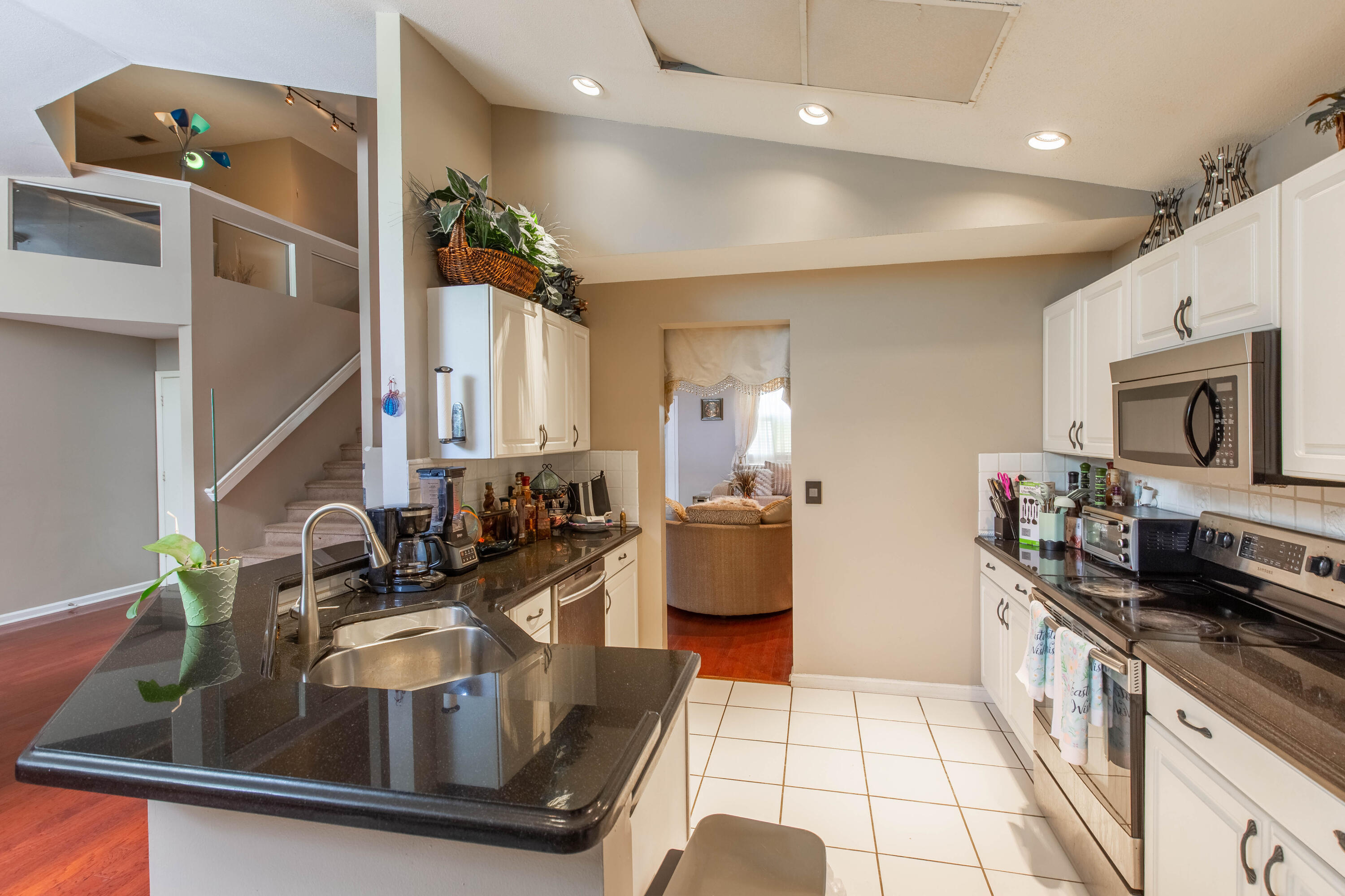 15157 Oak Chase Court Property Photo 12