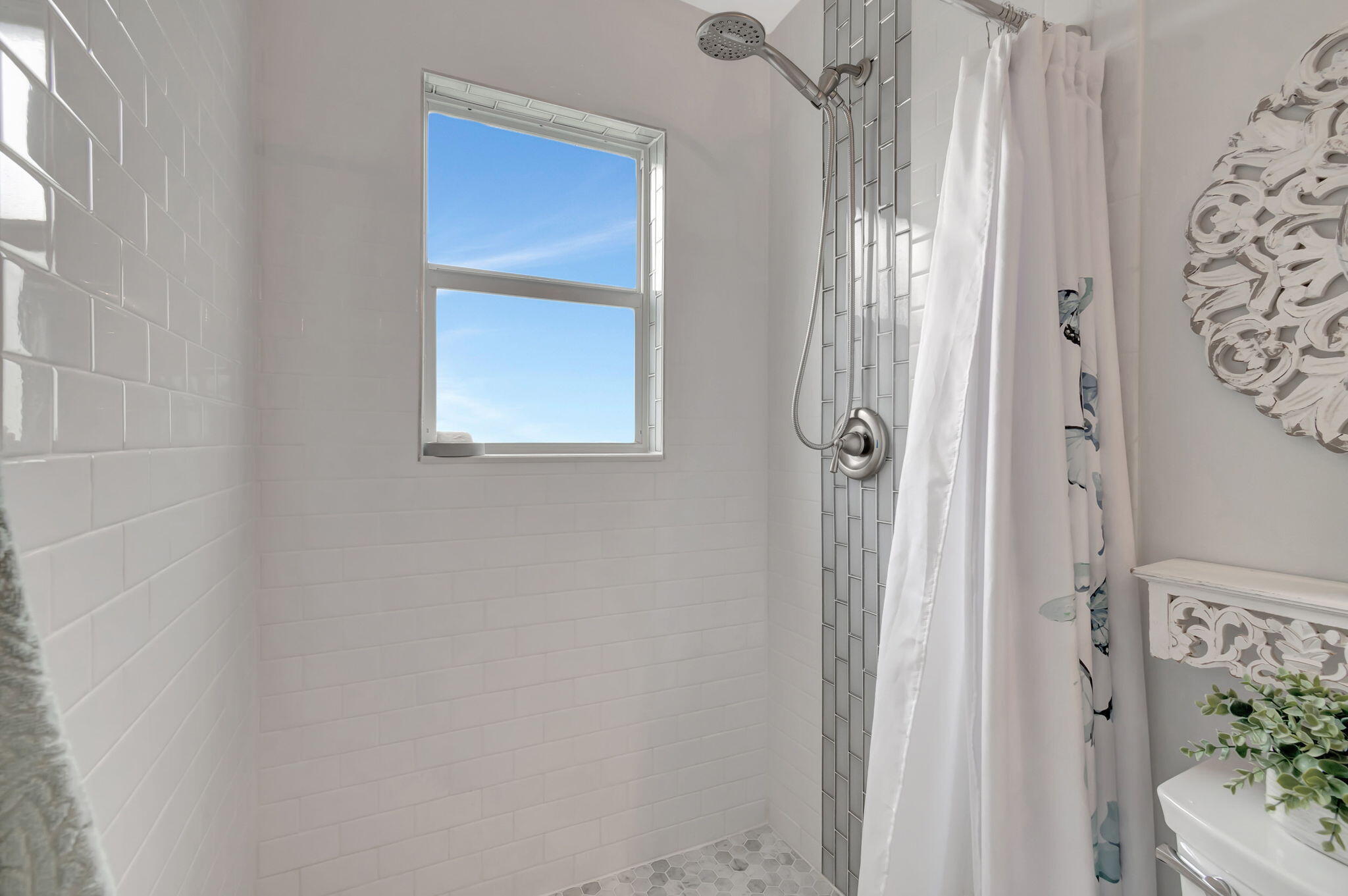 302 Venice Drive Property Photo 20