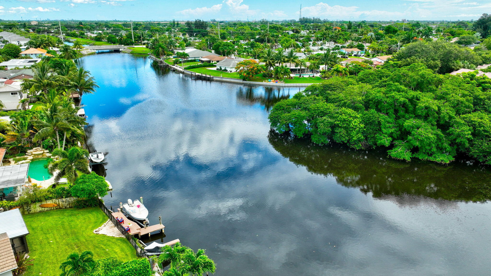 302 Venice Drive Property Photo 32