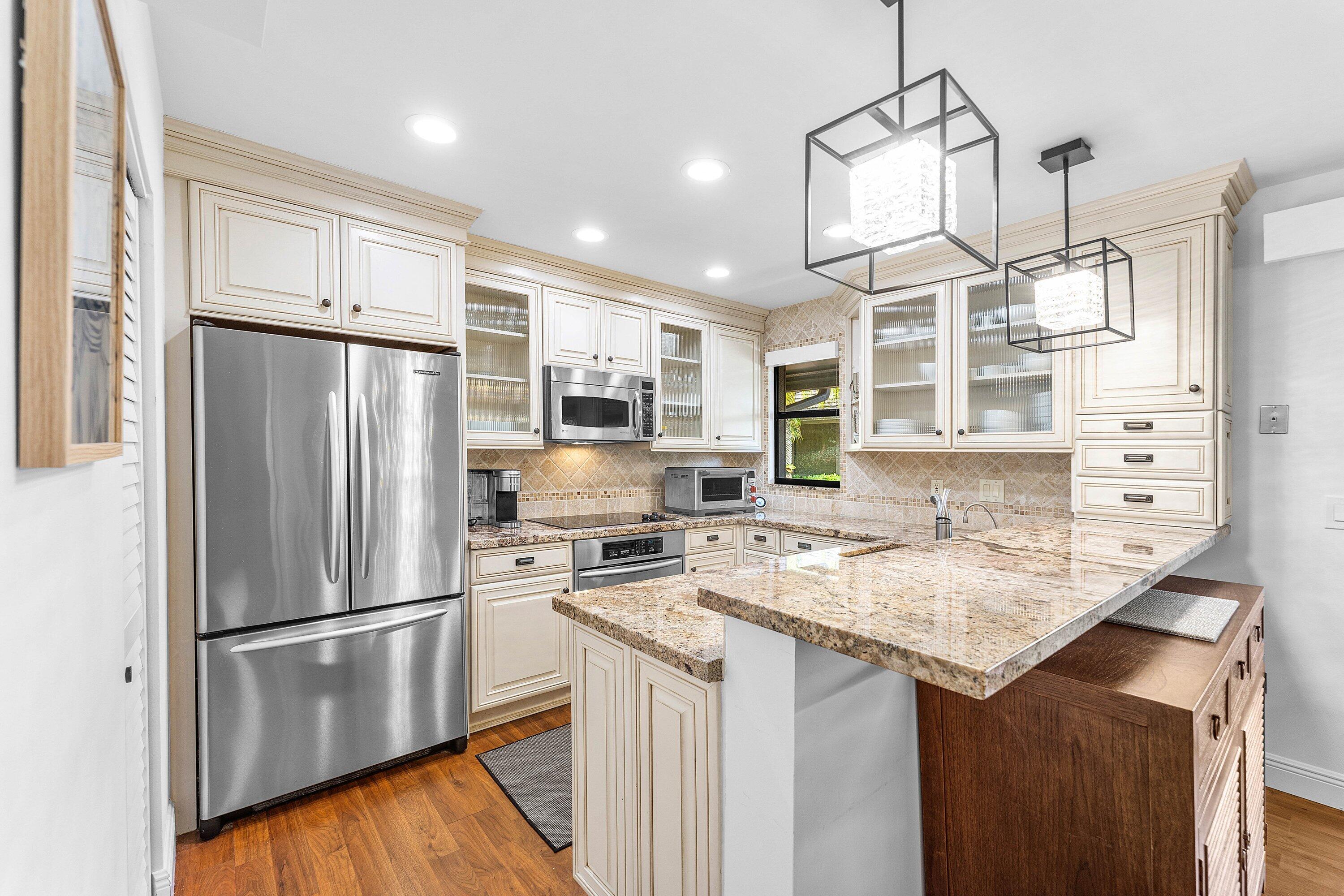 7077 Rain Forest Drive Property Photo 12