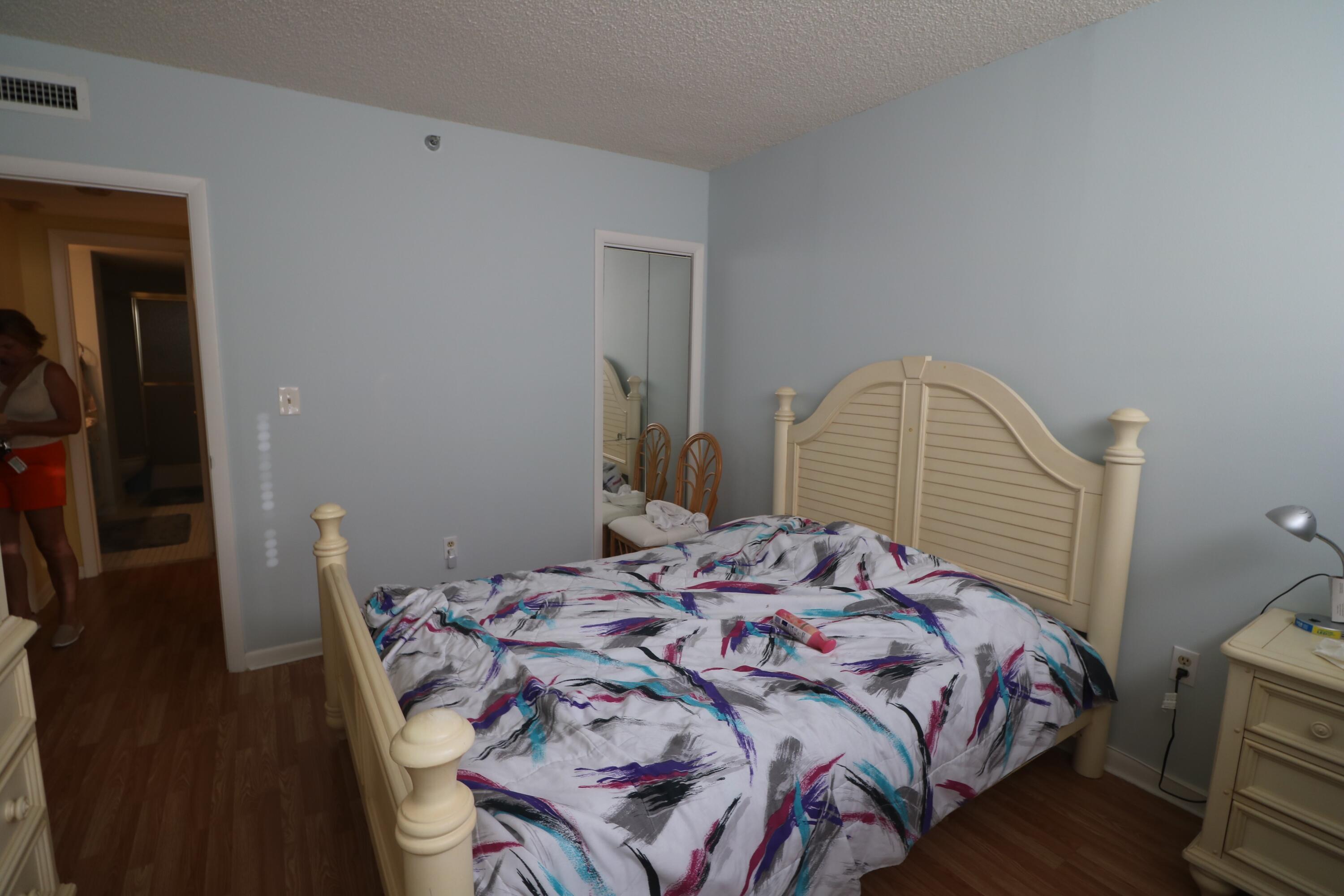 4001 Hillcrest Drive 510 Property Photo 5