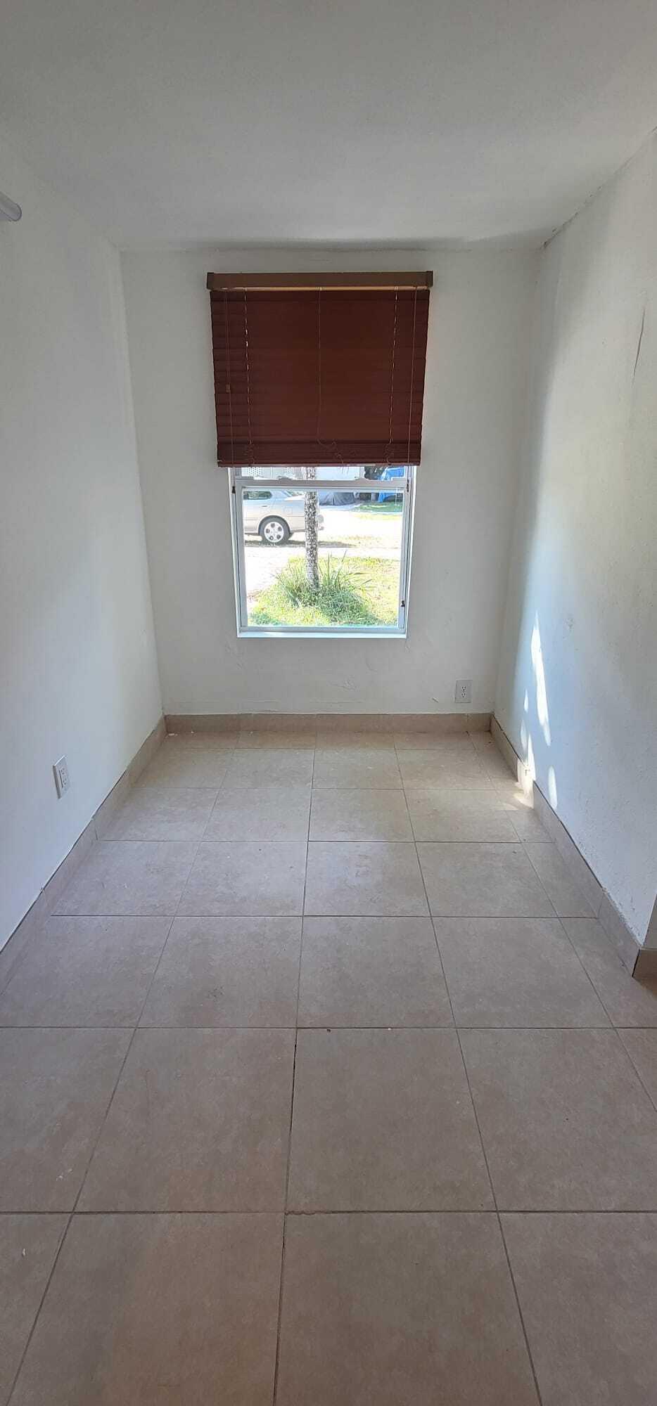 5721 Fillmore Street Property Photo 5