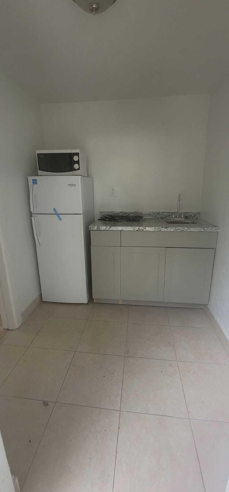 5721 Fillmore Street Property Photo 17