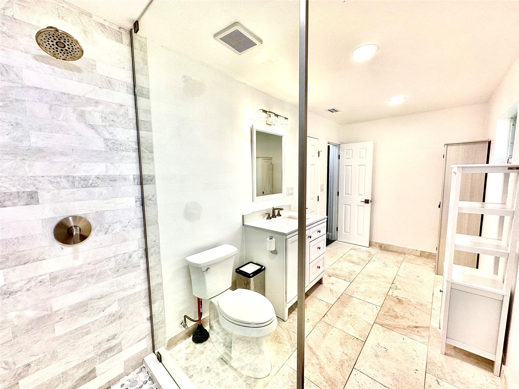 1742 Ne 7th Street Property Photo 12