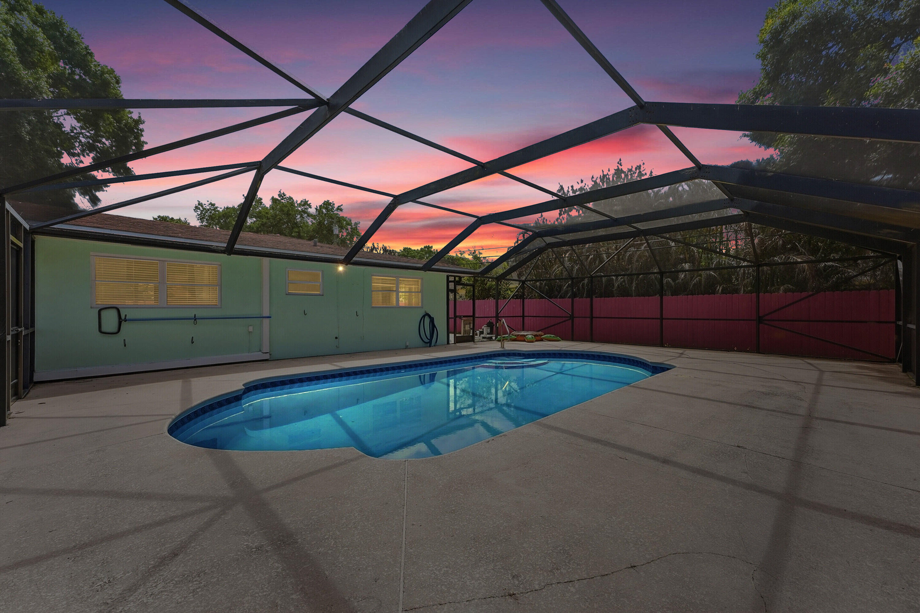 2115 15th Place Property Photo 32