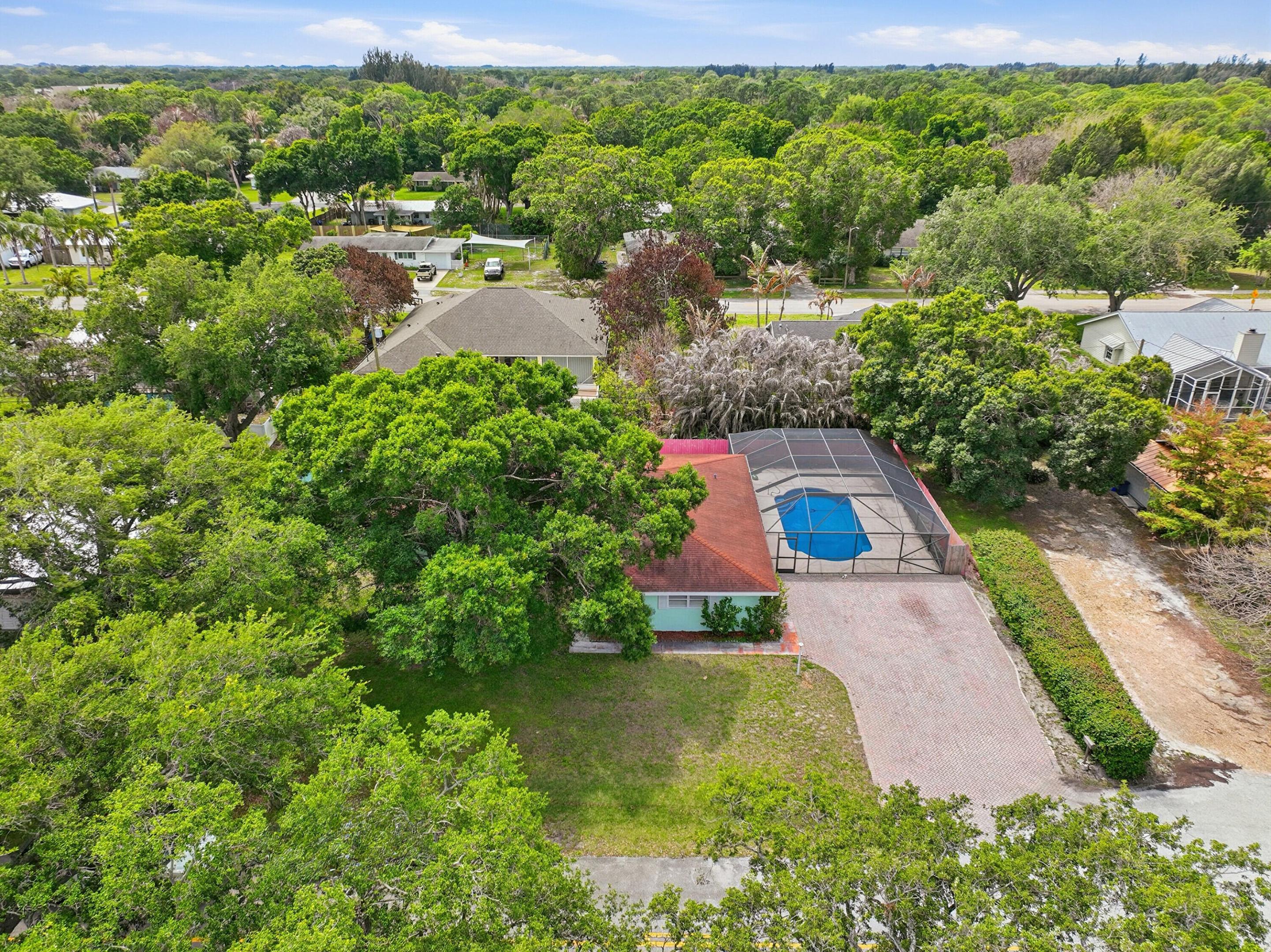 2115 15th Place Property Photo 33