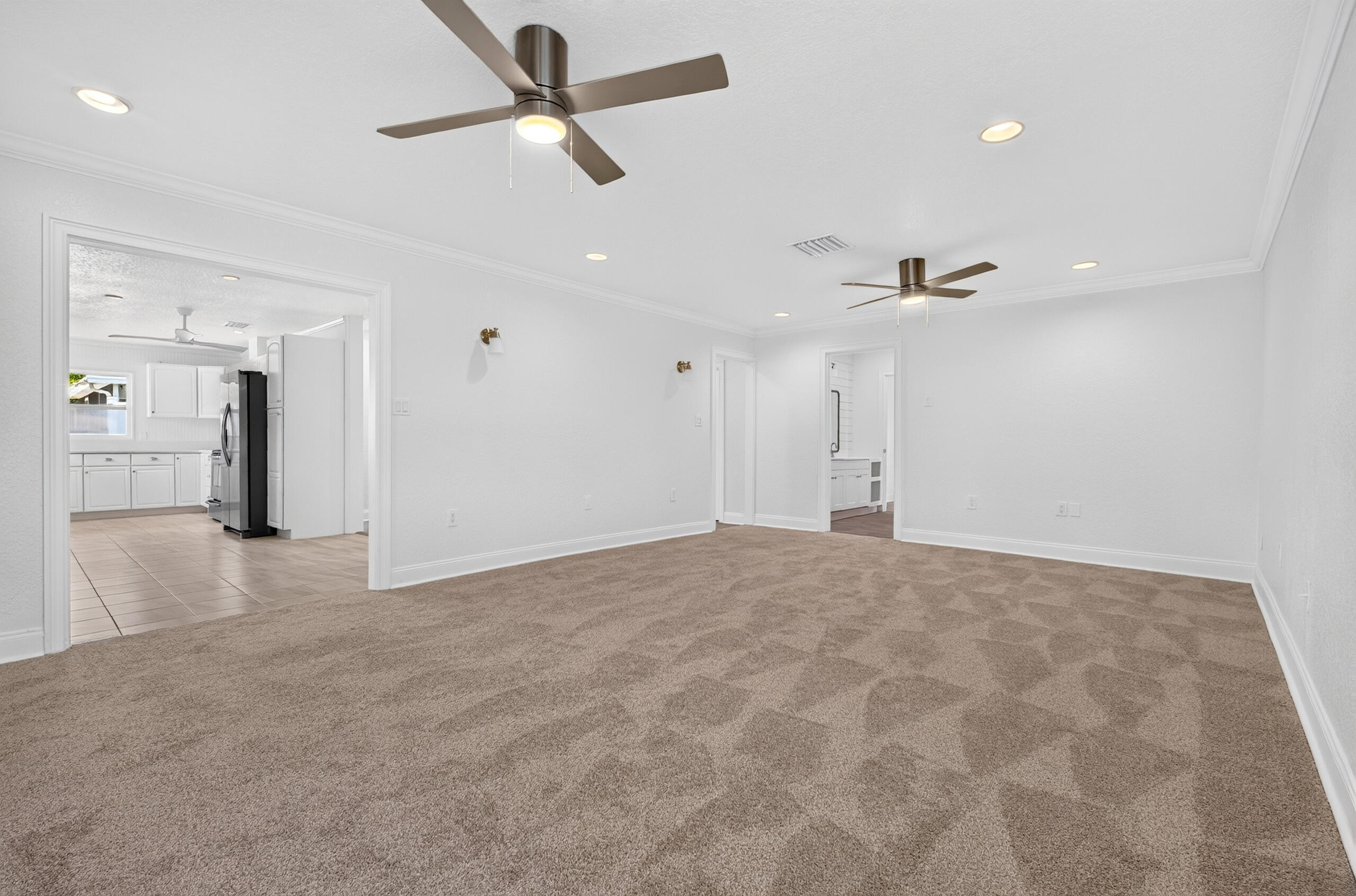 241 14th Place Property Photo 8
