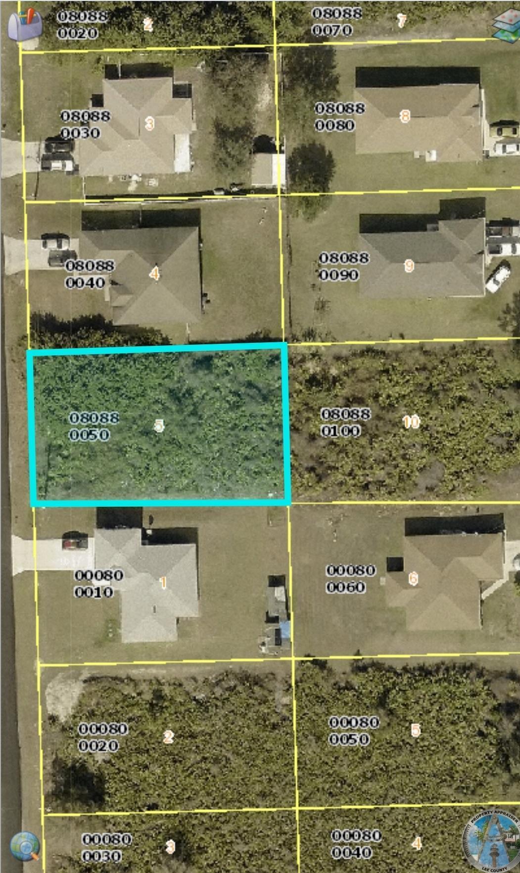 6006 Flora Avenue N Property Photo 2