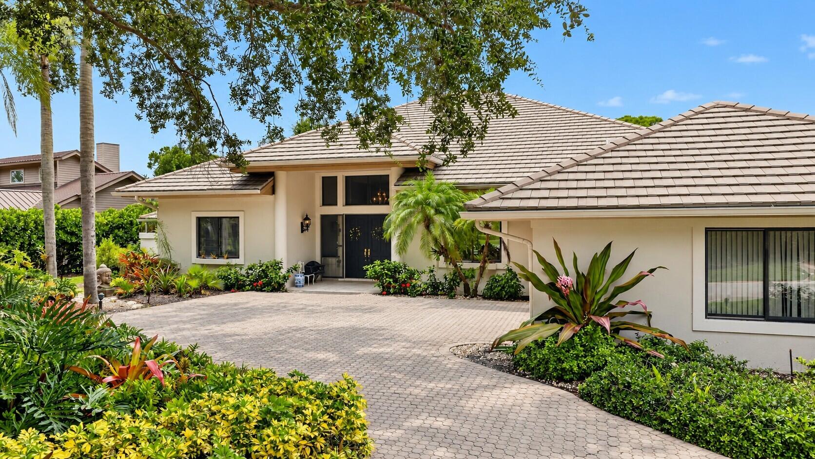 6460 Se Winged Foot Drive Property Photo 1