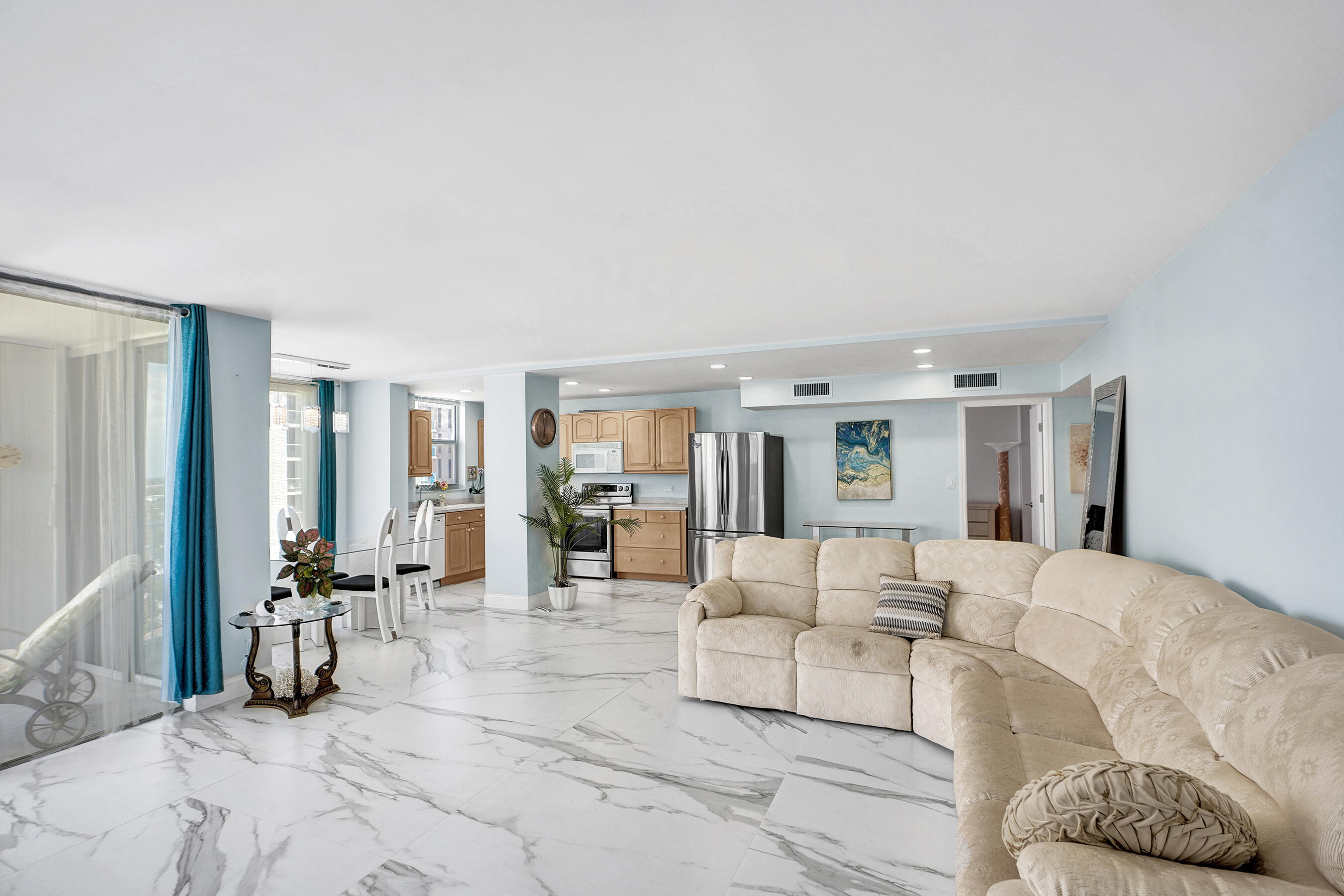 1010 S Ocean Boulevard 2009 Property Photo 5