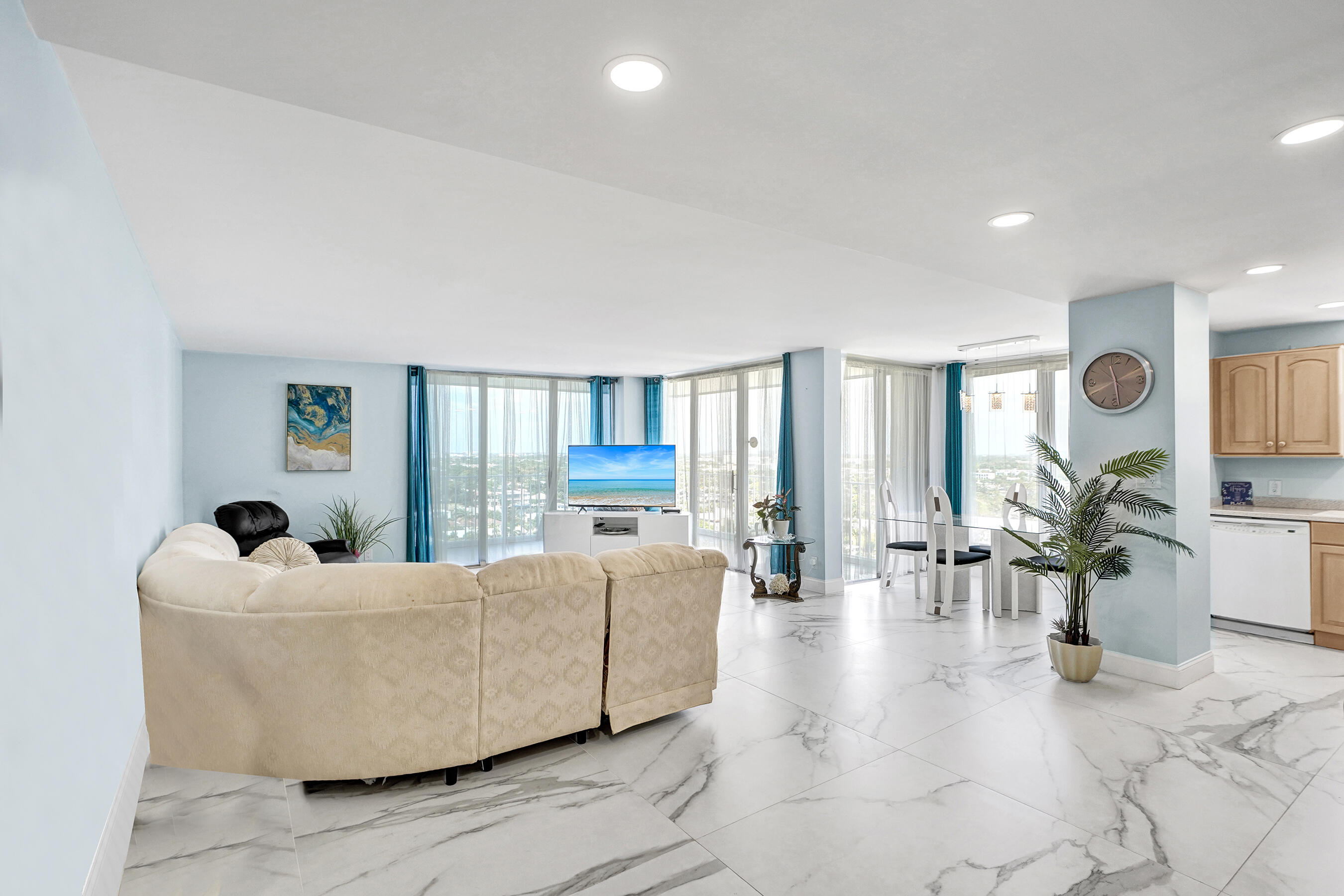 1010 S Ocean Boulevard 2009 Property Photo 7