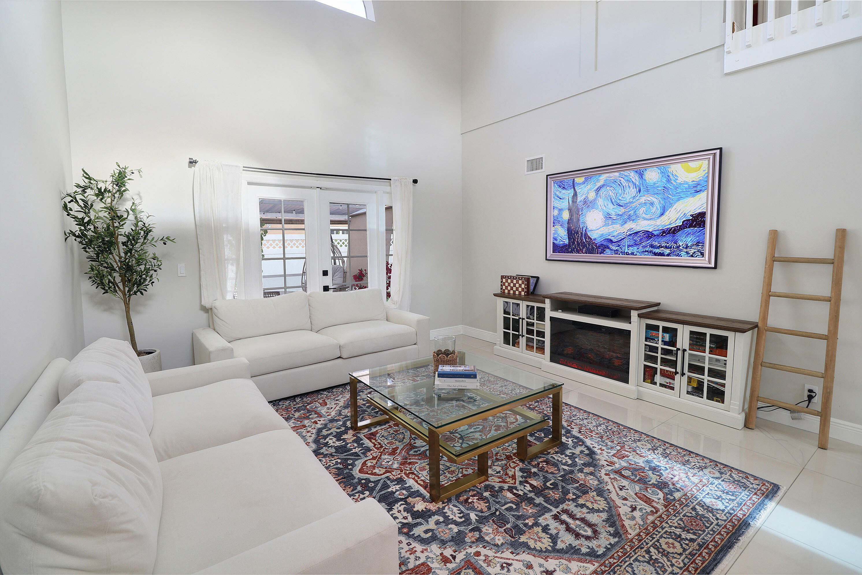 11303 Lakeview Drive 8-m Property Photo 4