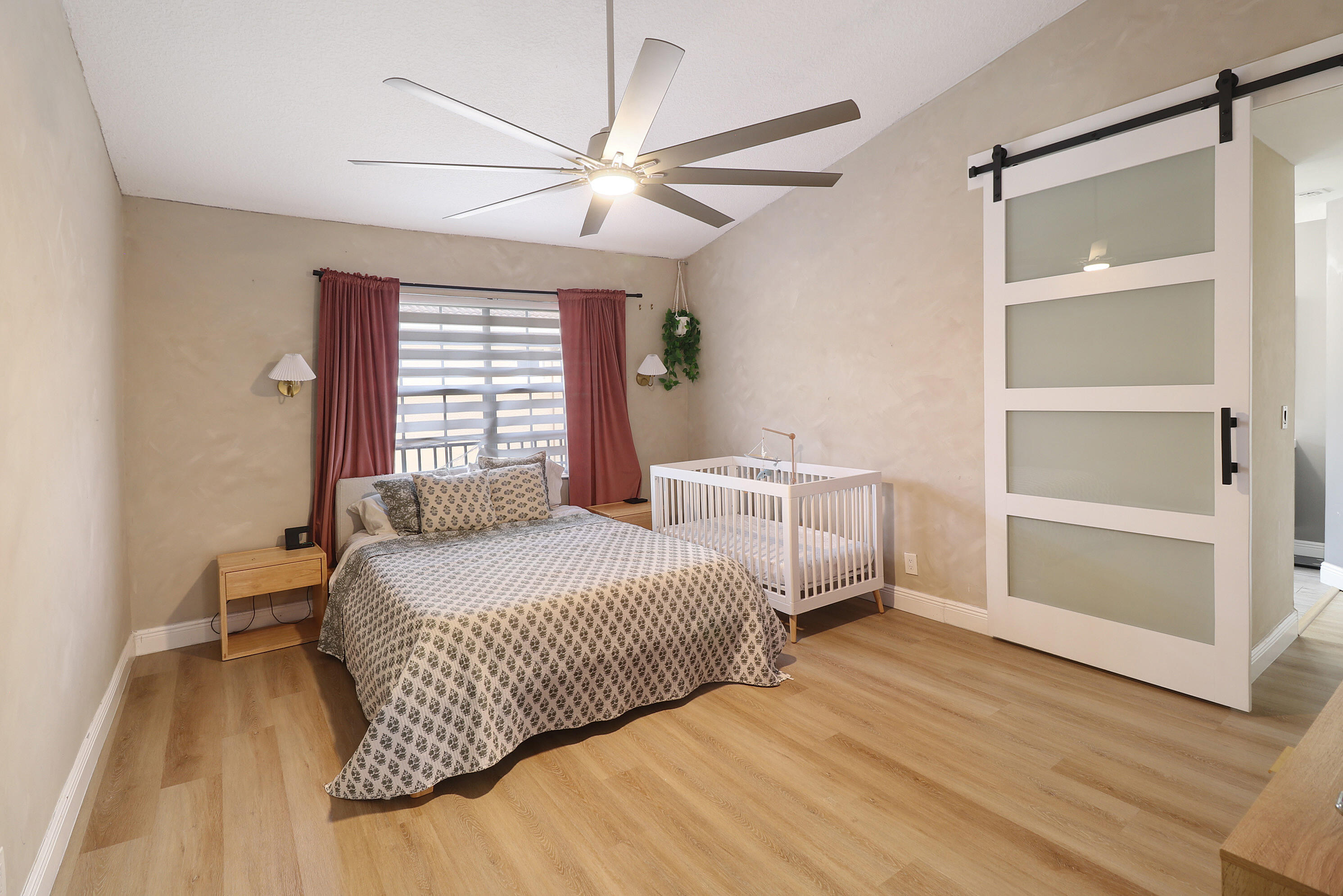 11303 Lakeview Drive 8-m Property Photo 17