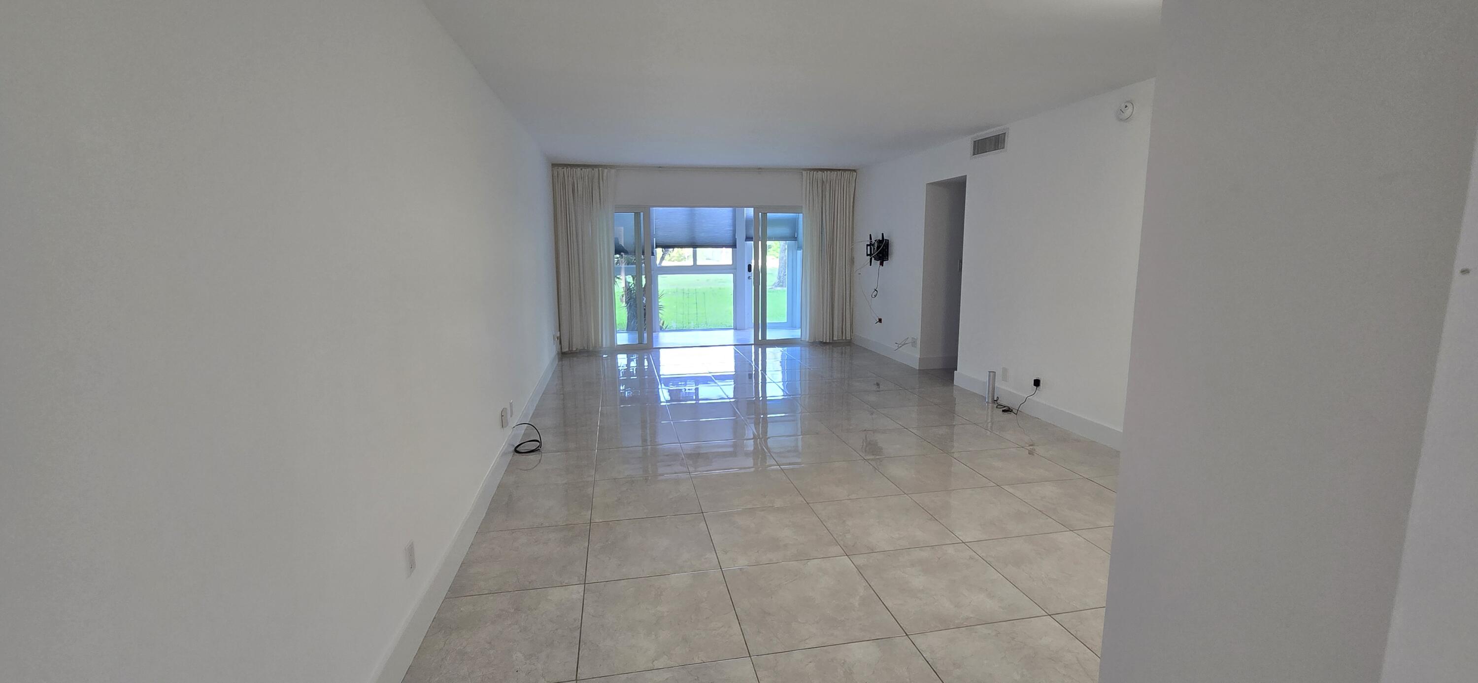 3300 N Palm Aire Drive 109 Property Photo 5