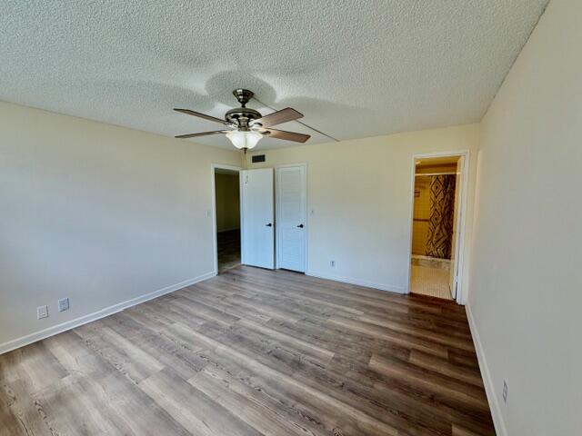 8940 S Hollybrook Boulevard 208 Property Photo 4