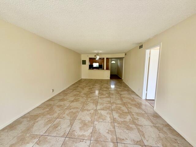8940 S Hollybrook Boulevard 208 Property Photo 8