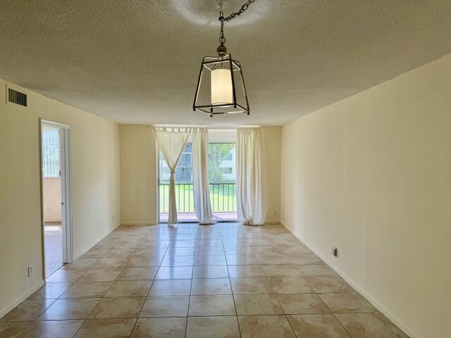 8940 S Hollybrook Boulevard 208 Property Photo 11