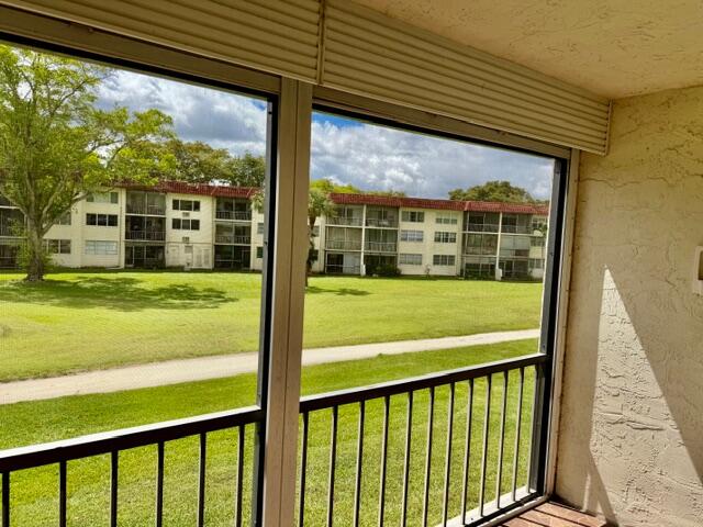 8940 S Hollybrook Boulevard 208 Property Photo 18