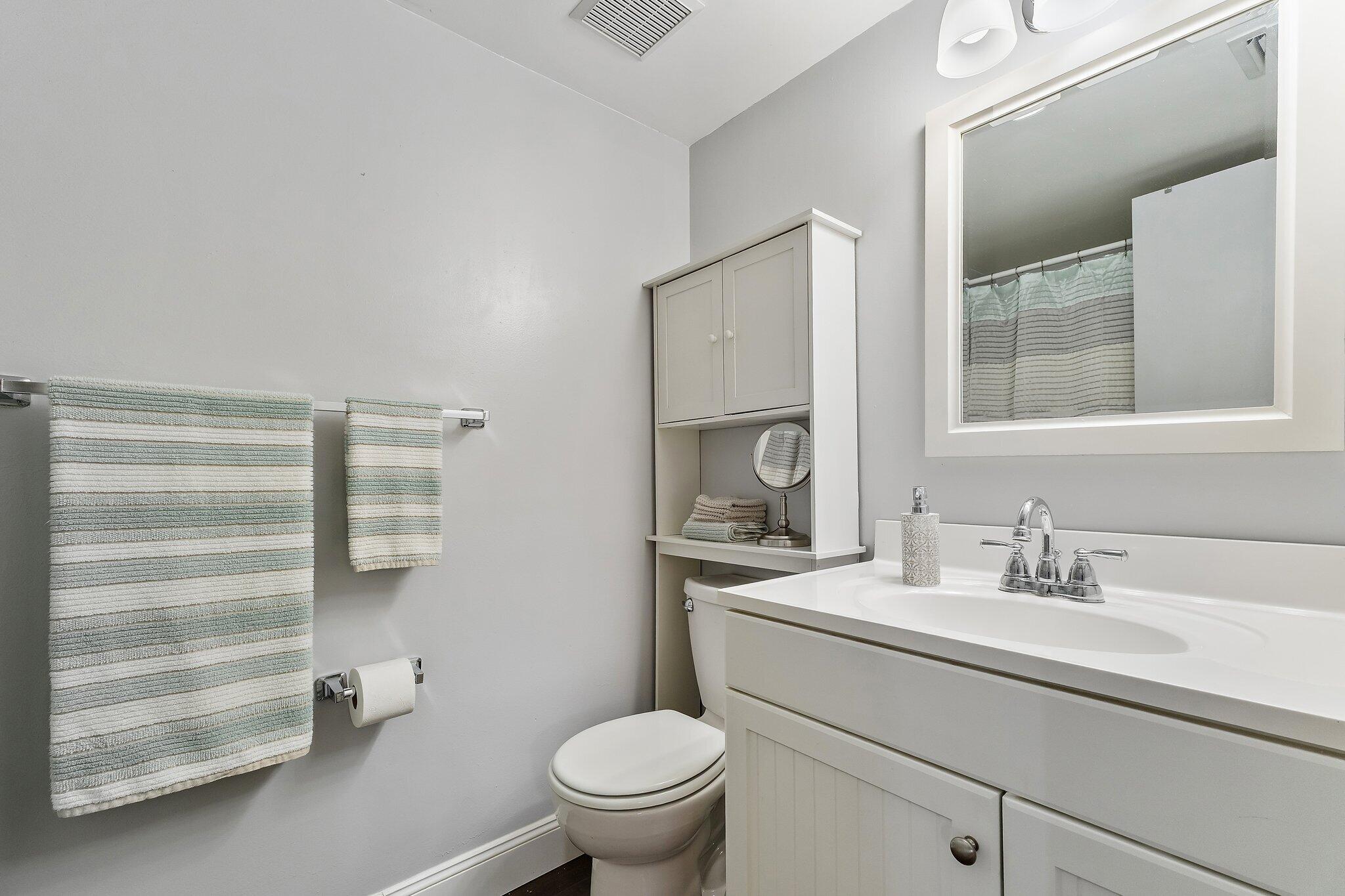 671 Sw South River Drive 105 Property Photo 24