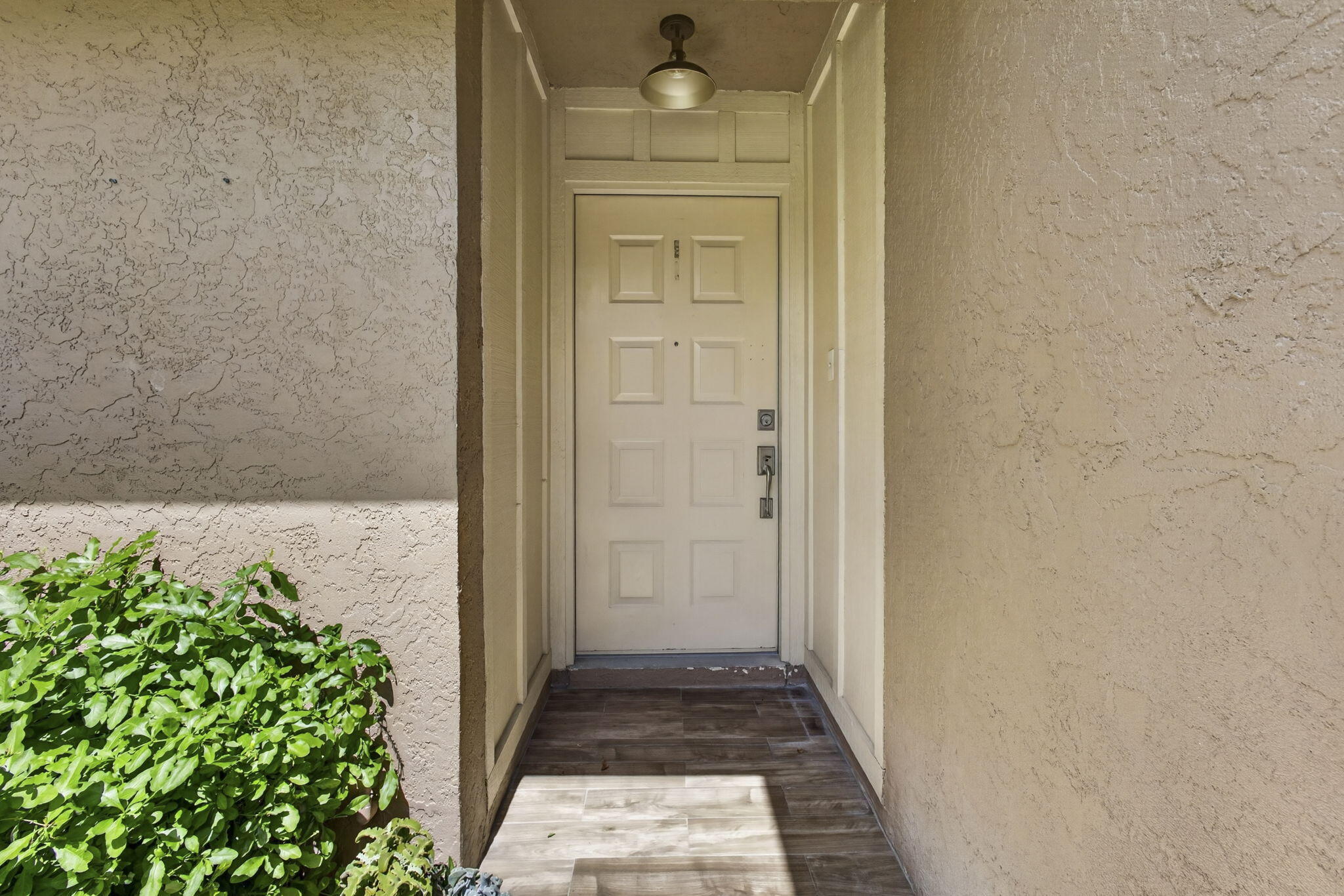 11894 Donlin Drive Property Photo 7